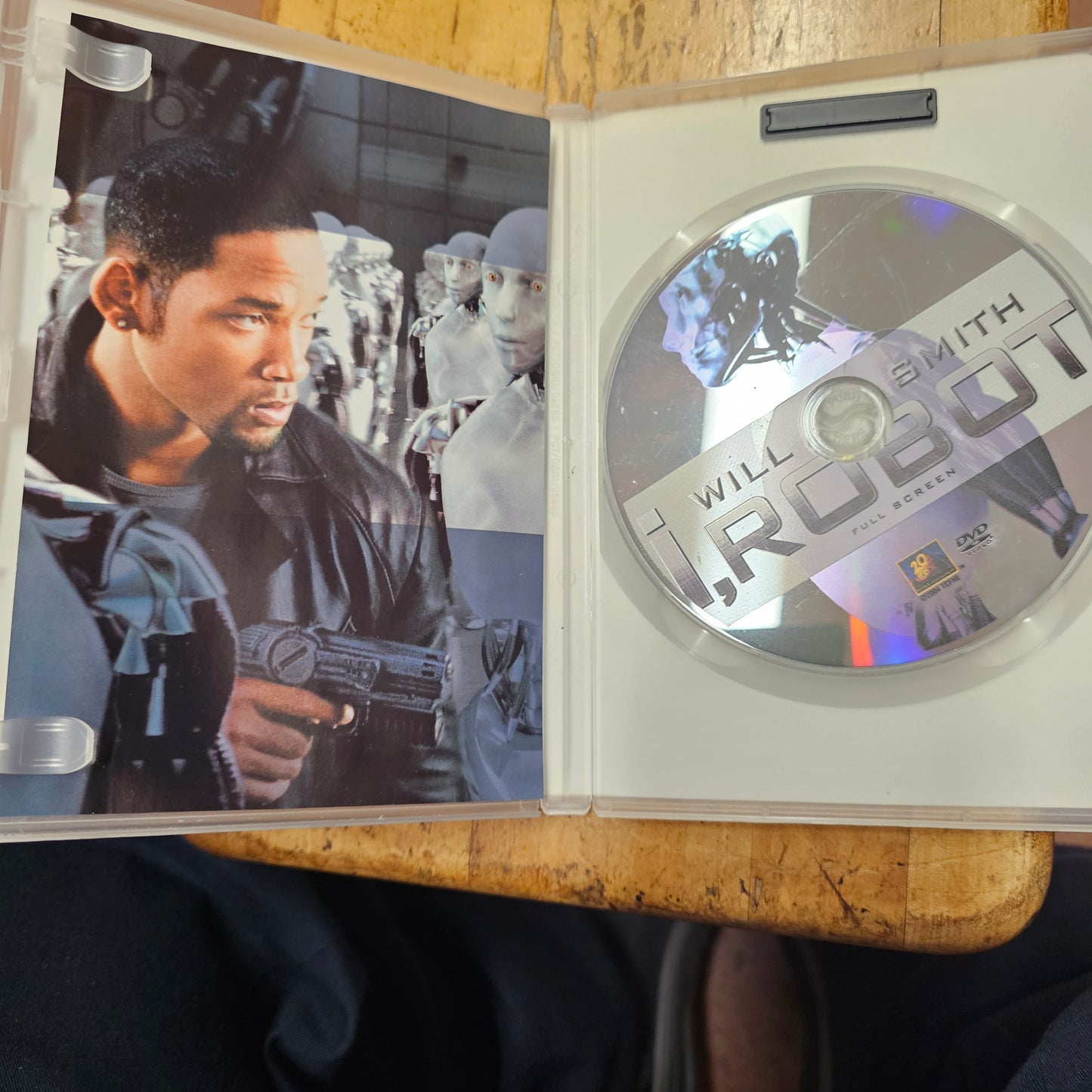 I, Robot (DVD, 2004) - Will Smith - Full Screen Edition