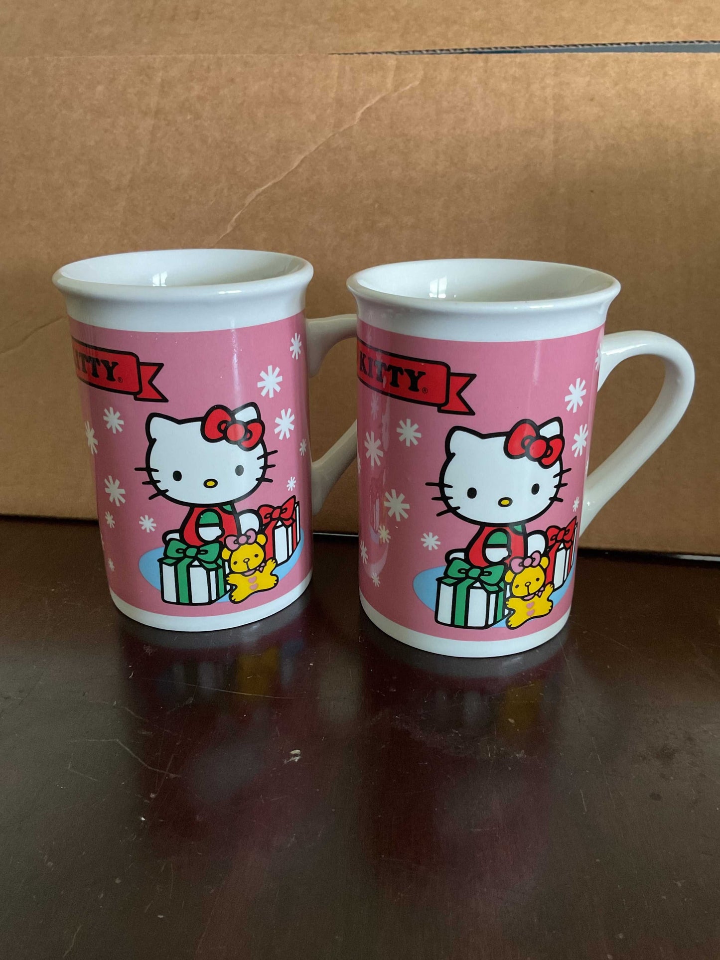 Hello Kitty Pink Mug Set