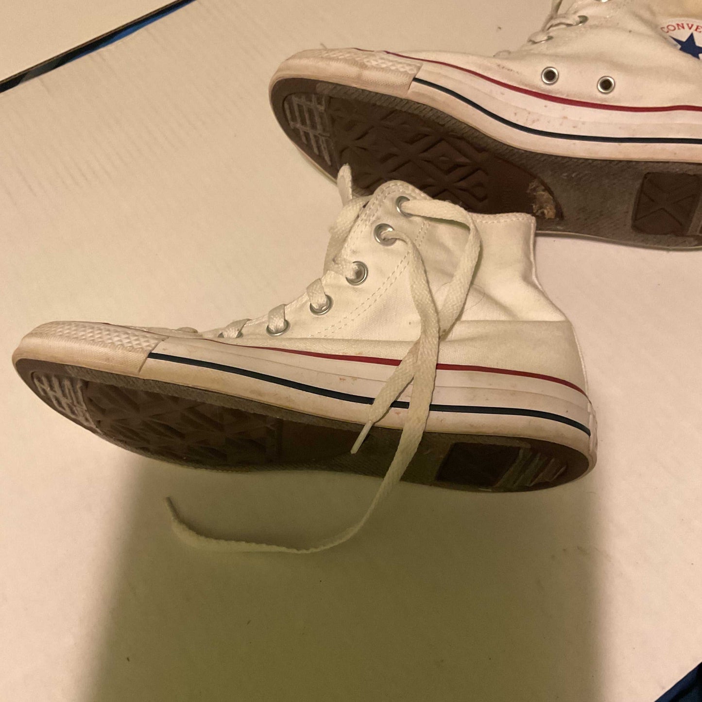 Converse Chuck Taylor All Star High Classic White. Men 6 Women 8