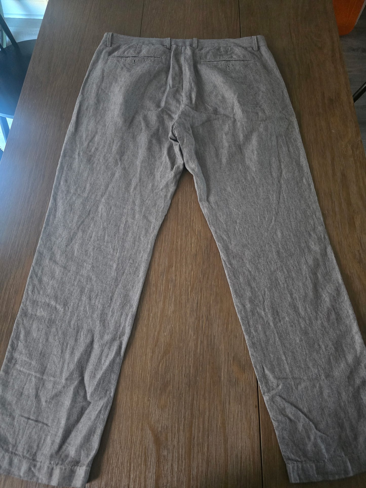 Banana Republic Aiden Fit Linen-Cotton Dress Pants – Khaki Beige (36x32)