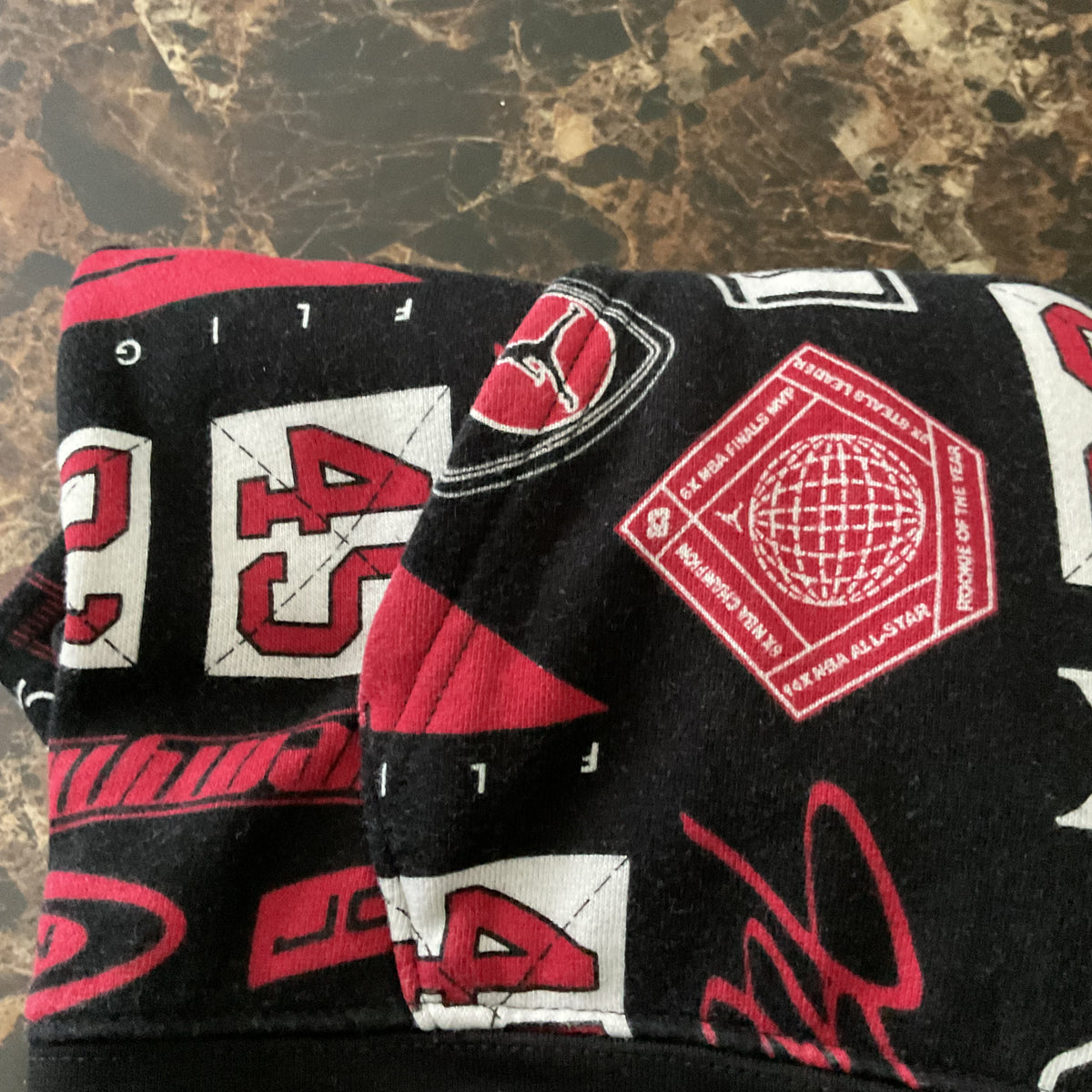 Nike Jordan Boys All Over Print Hoodie Flight School Deloris Red Black Size M (10-12)