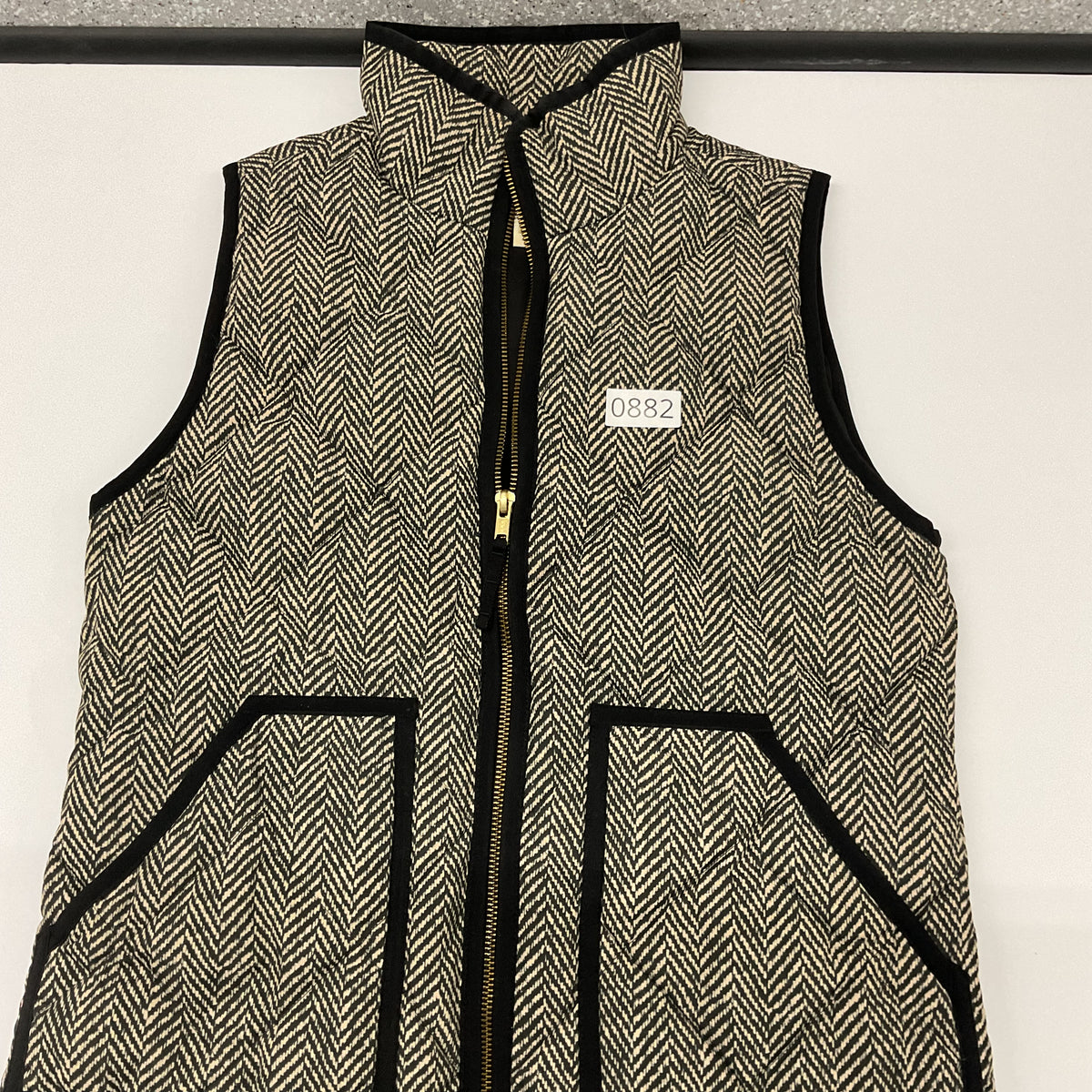 J.Crew Women's XS Herringbone Quilted Zip Front Vest Black Cream