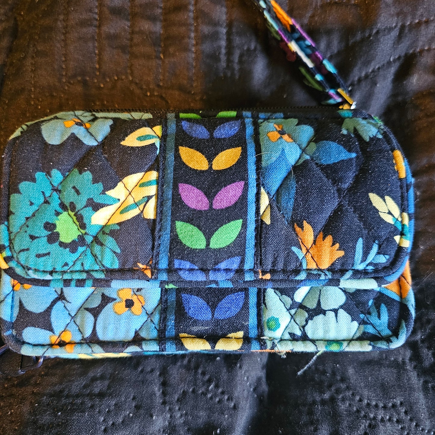 Vera Bradley Quilted Floral Crossbody Wallet (Adjustable Strap)