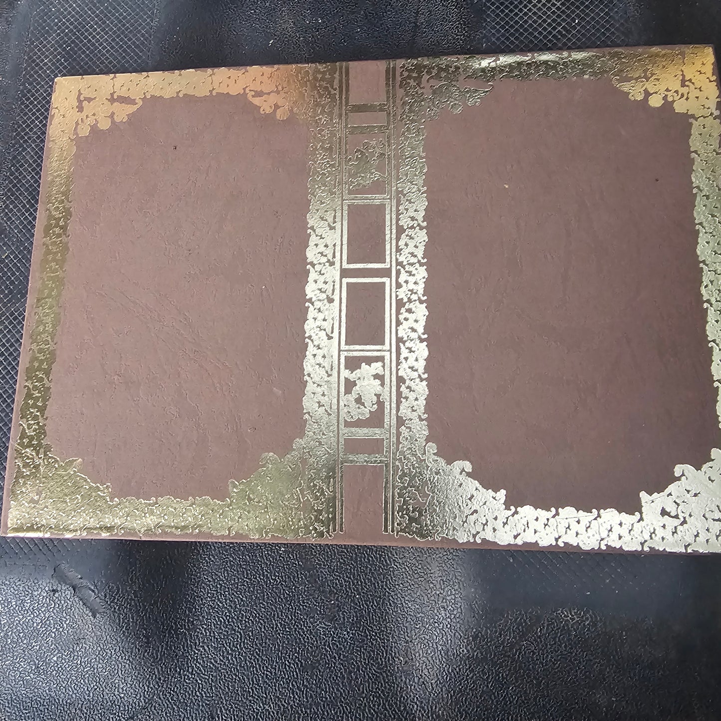 Serenity Prayer Decorative Plaque – Ave Maria (Non-Working Music Box)