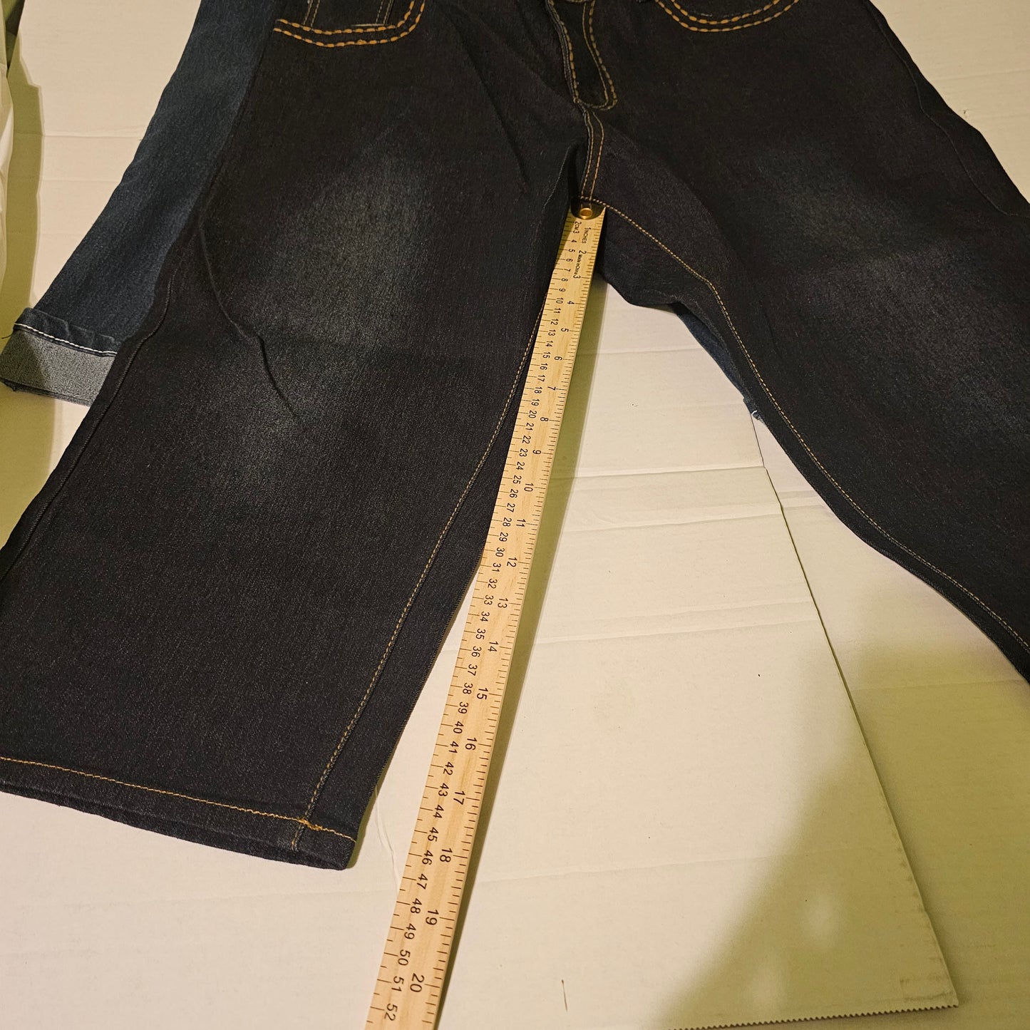 Thrill Women’s‎ Rhinestone Embellished Capri Jeans – Size 14, Dark Wash Denim(2)