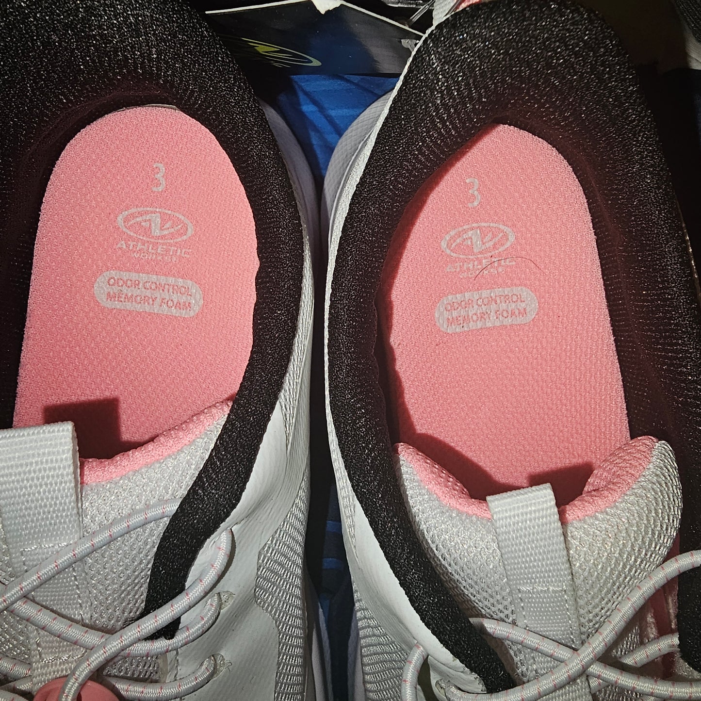Athletic Works big girl  Mesh Jogger Sneakers size 3