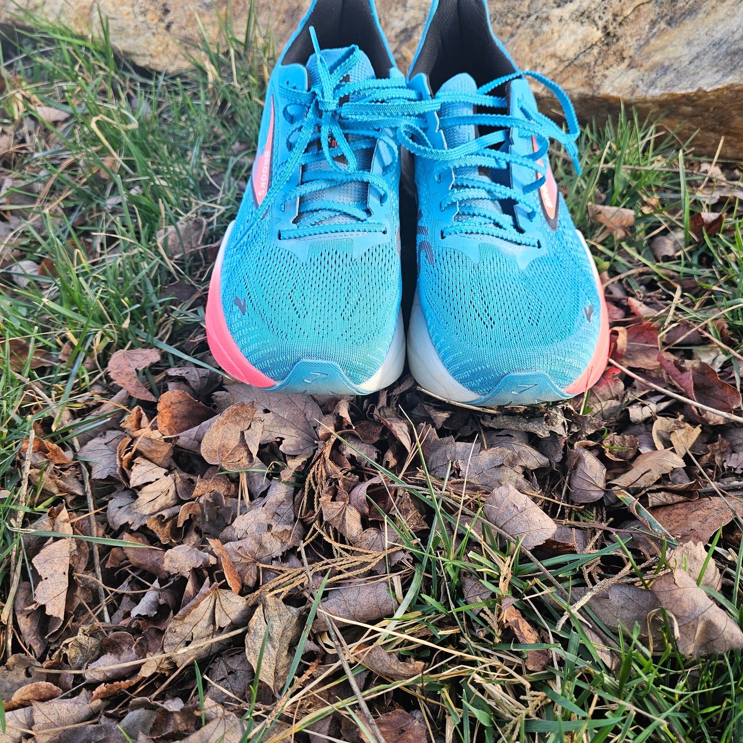 Brooks Hyperion Max 2 Women’s Running Shoes Size 10.5 Blue Pink 1204231B408 2024