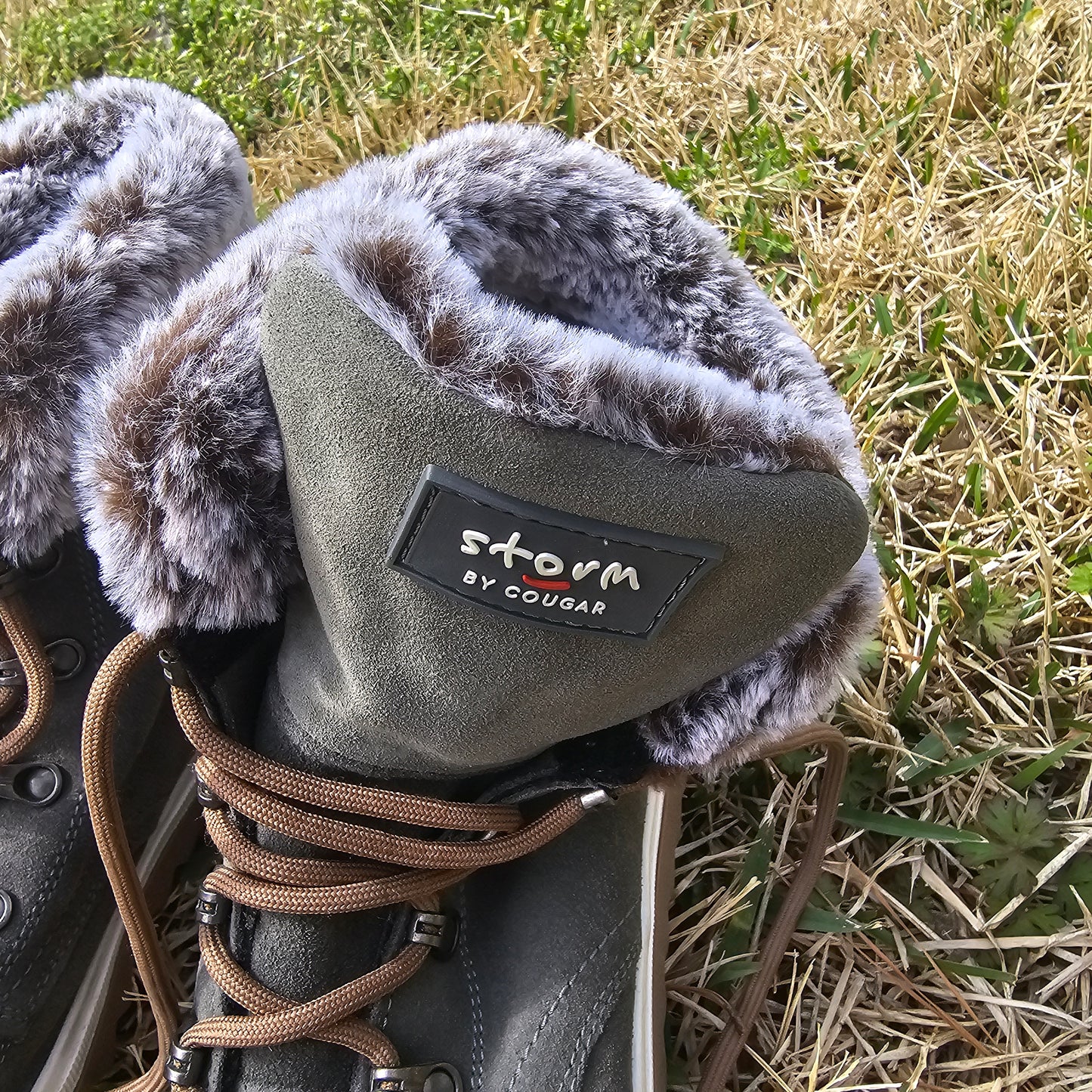 Storm by Cougar Melody Waterproof Suede Winter Boots Olive Green Women’s Size 9