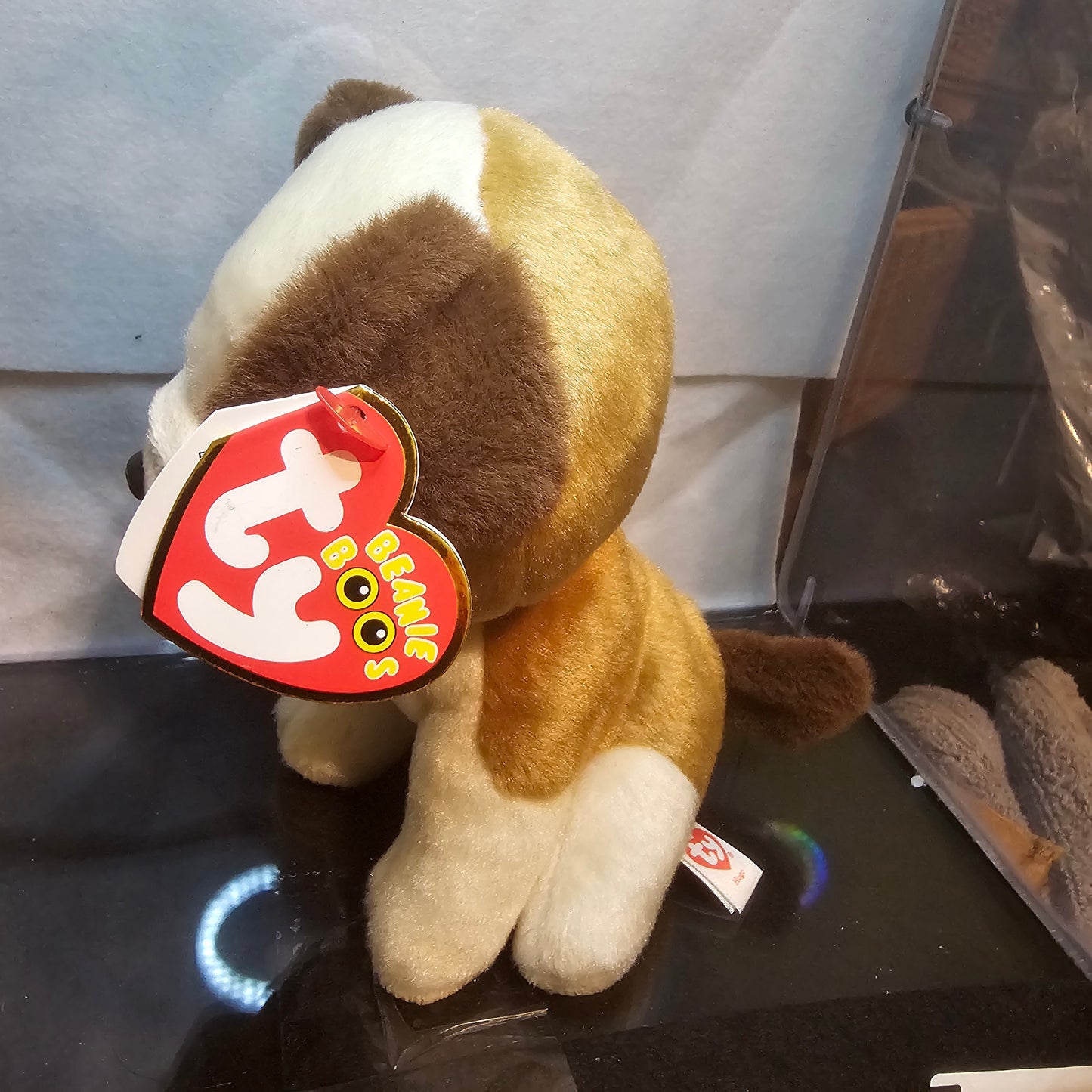 Ty Beanie Boos HUGO the Dog 6" Plush - Brown & White Bulldog Gold Glitter Eyes MWMT