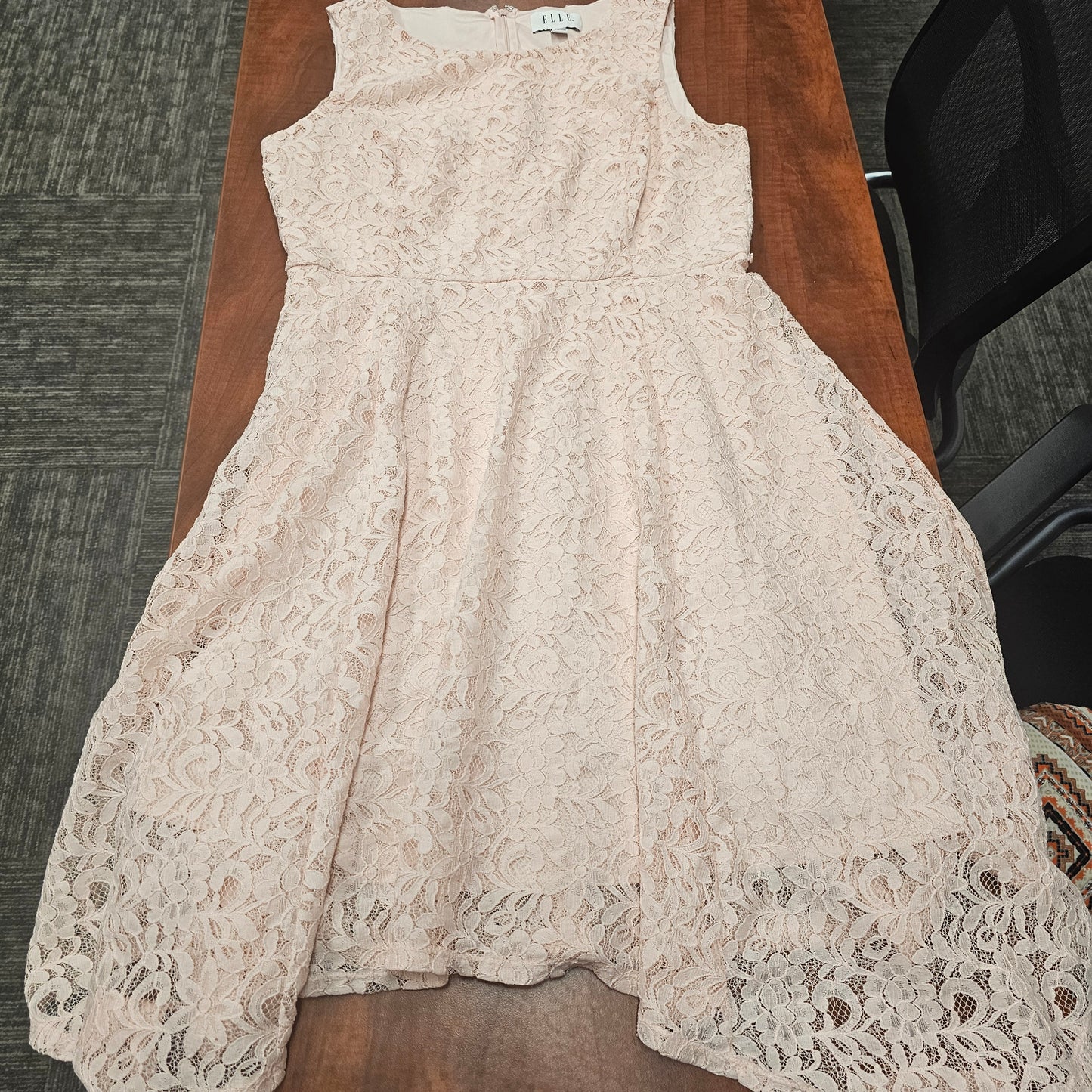 ELLE Lace Dress Womens Large L Cream Ivory Floral Asymmetrical Hem Fit Flare