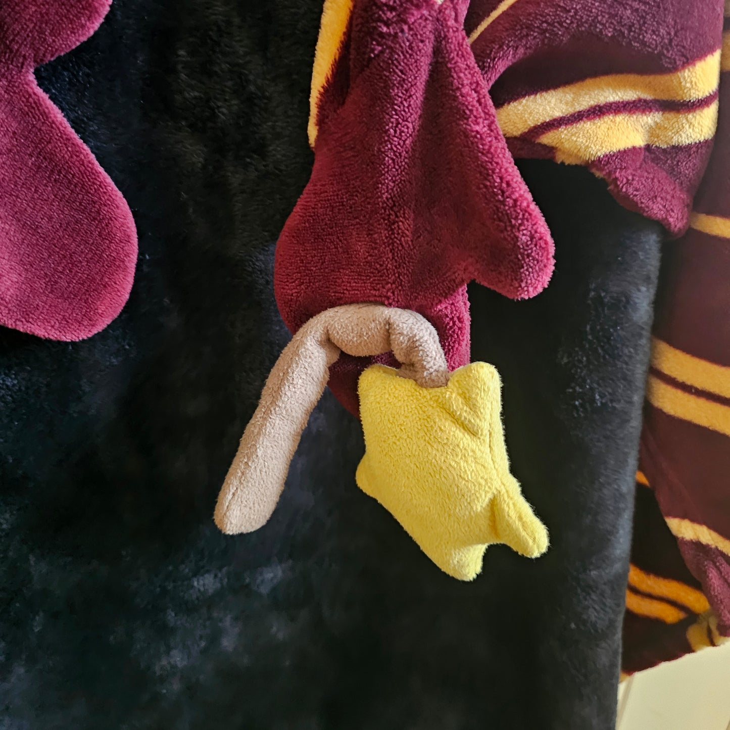 Berkshire Blanket Cuddly Buddies Wizard Hooded Throw 36x50 Plush Kids Costume