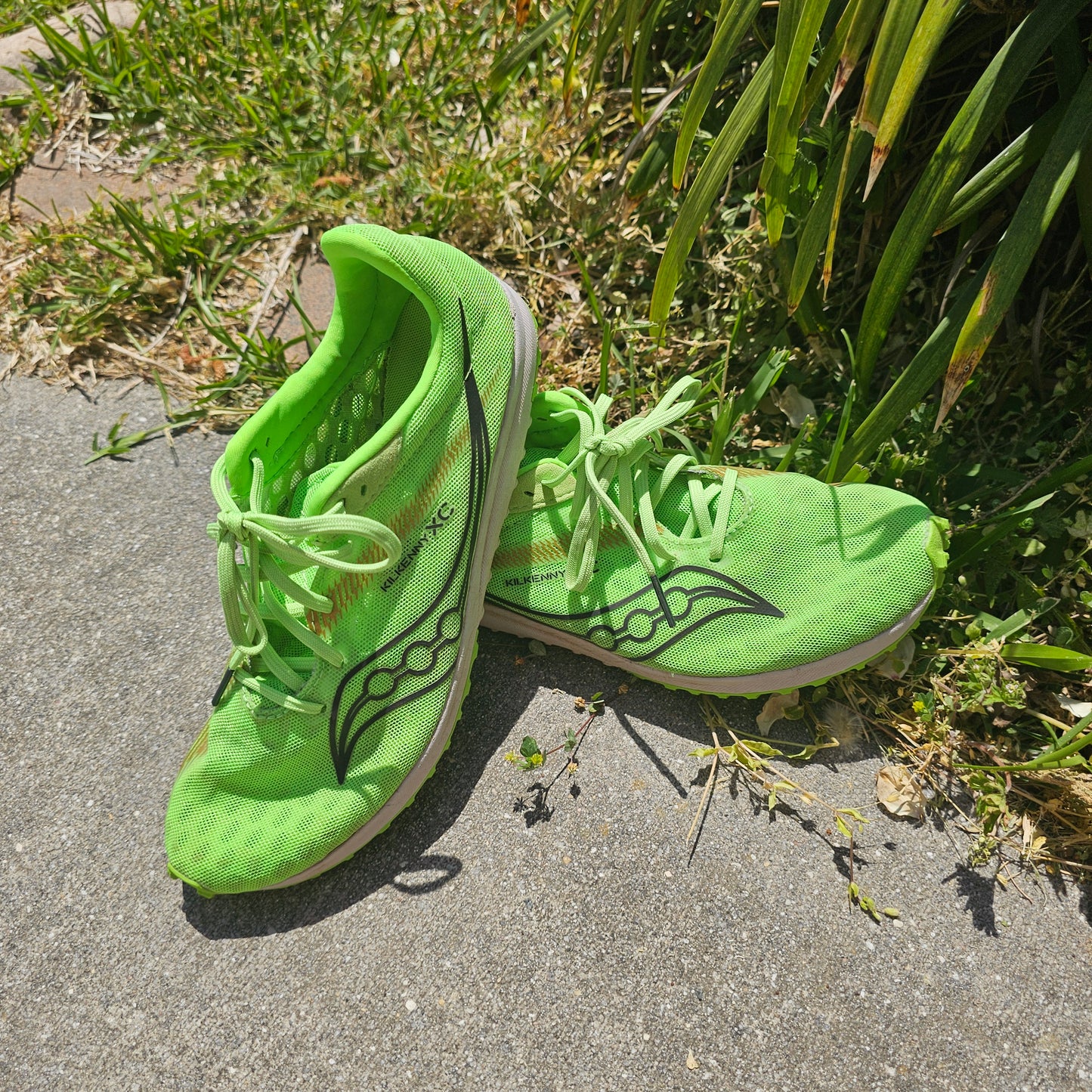 Saucony Kilkenny XC9 Cross Country Spikes - Women’s Size 8.5 - Slime/Green