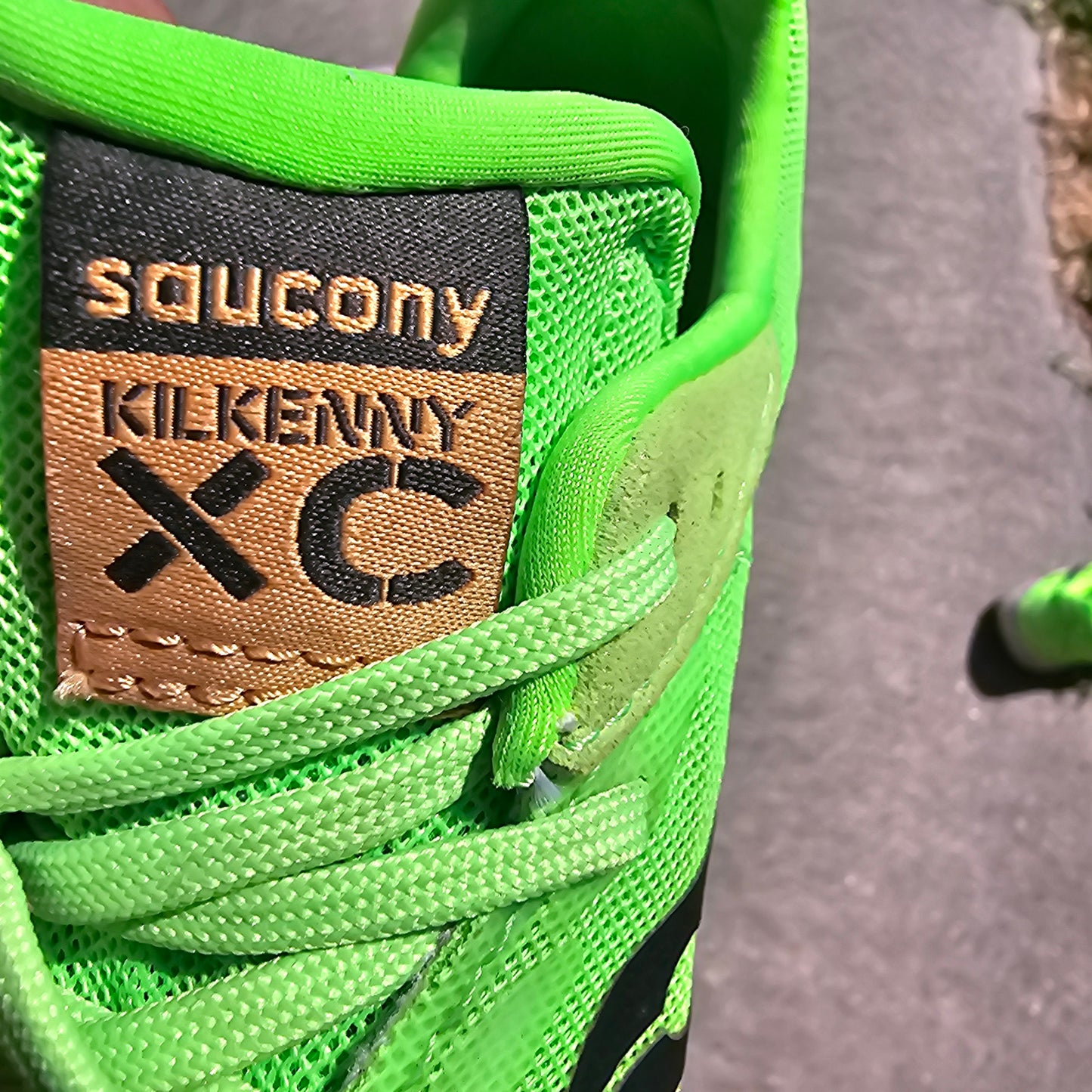 Saucony Kilkenny XC9 Cross Country Spikes - Women’s Size 8.5 - Slime/Green