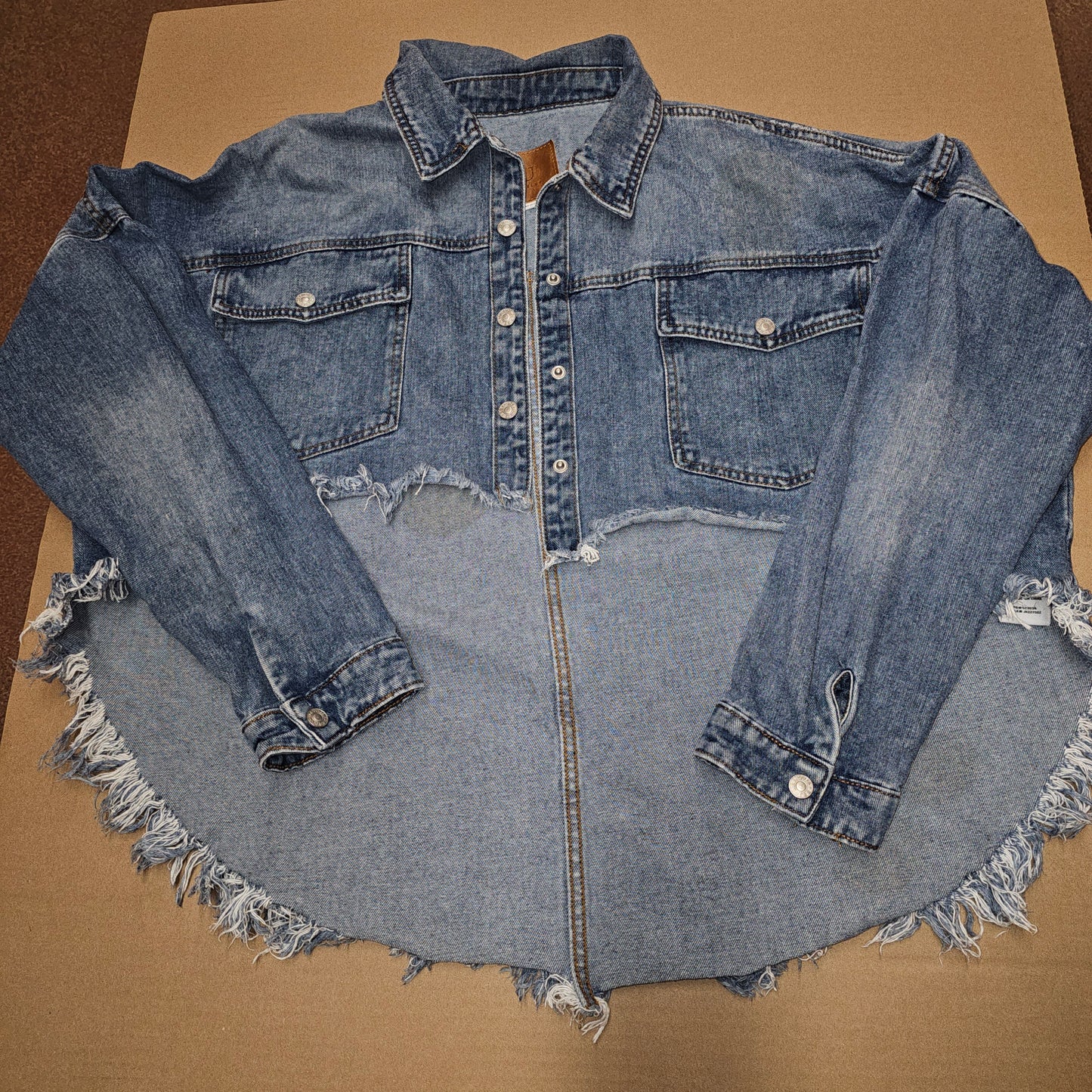 BBJ Los Angeles Denim Jacket Women's XL Blue High Low Frayed Hem Crop Shacket