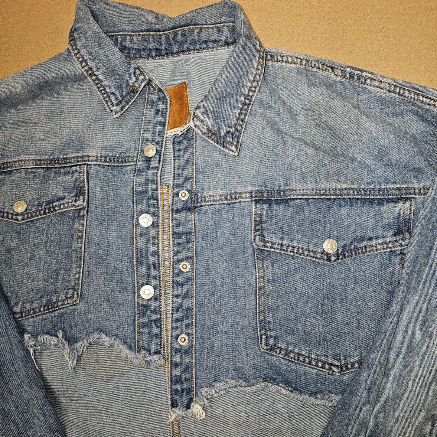 BBJ Los Angeles Denim Jacket Women's XL Blue High Low Frayed Hem Crop Shacket