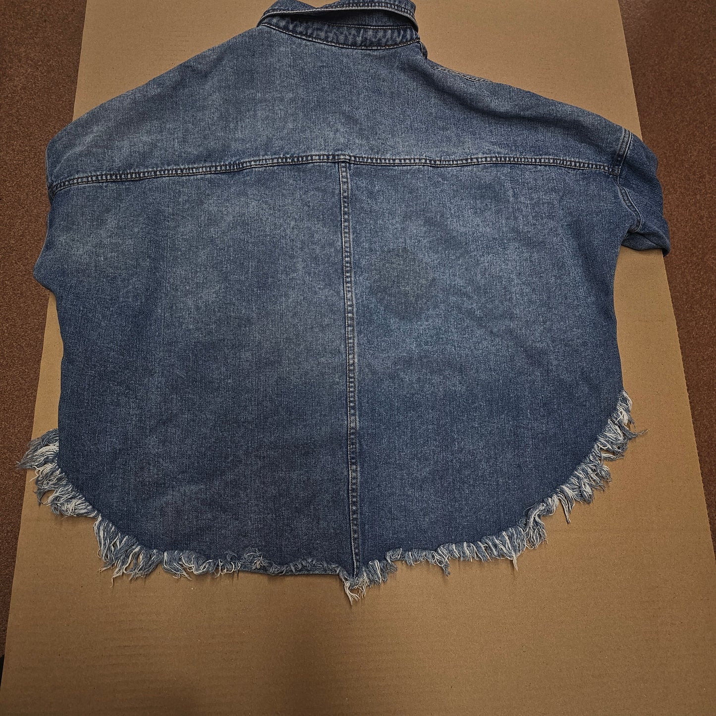BBJ Los Angeles Denim Jacket Women's XL Blue High Low Frayed Hem Crop Shacket