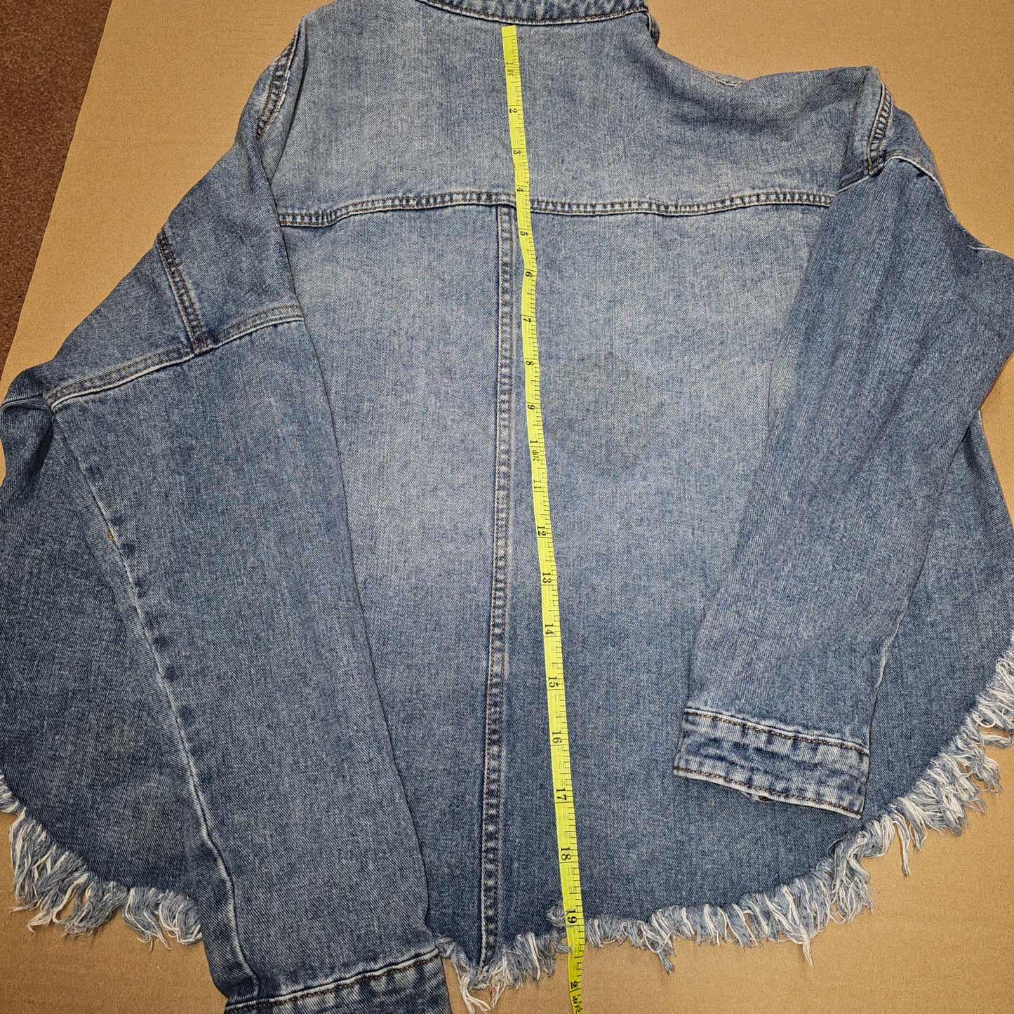 BBJ Los Angeles Denim Jacket Women's XL Blue High Low Frayed Hem Crop Shacket