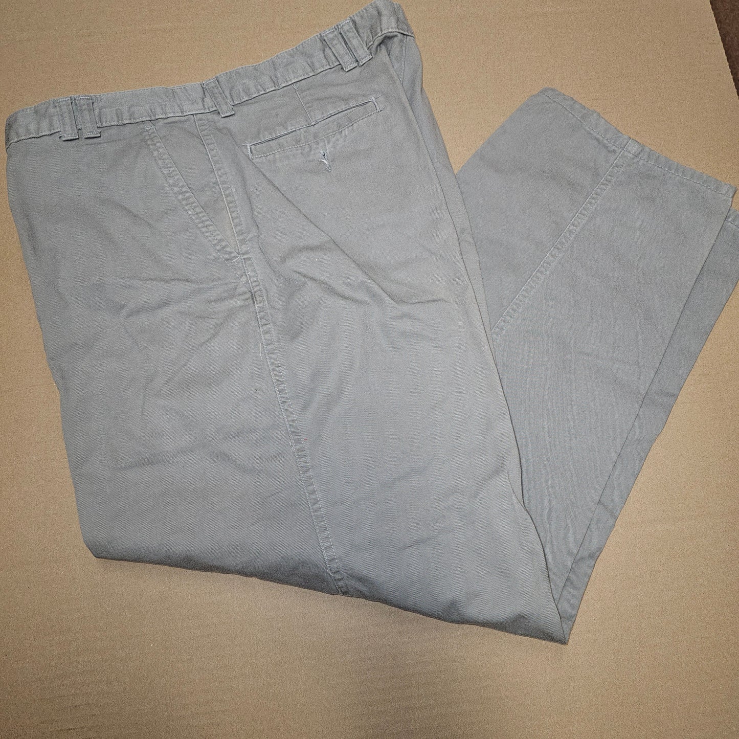 Dockers Levi Strauss Chinos Vintage Style Cropped Pants Grey Khaki Business Casual