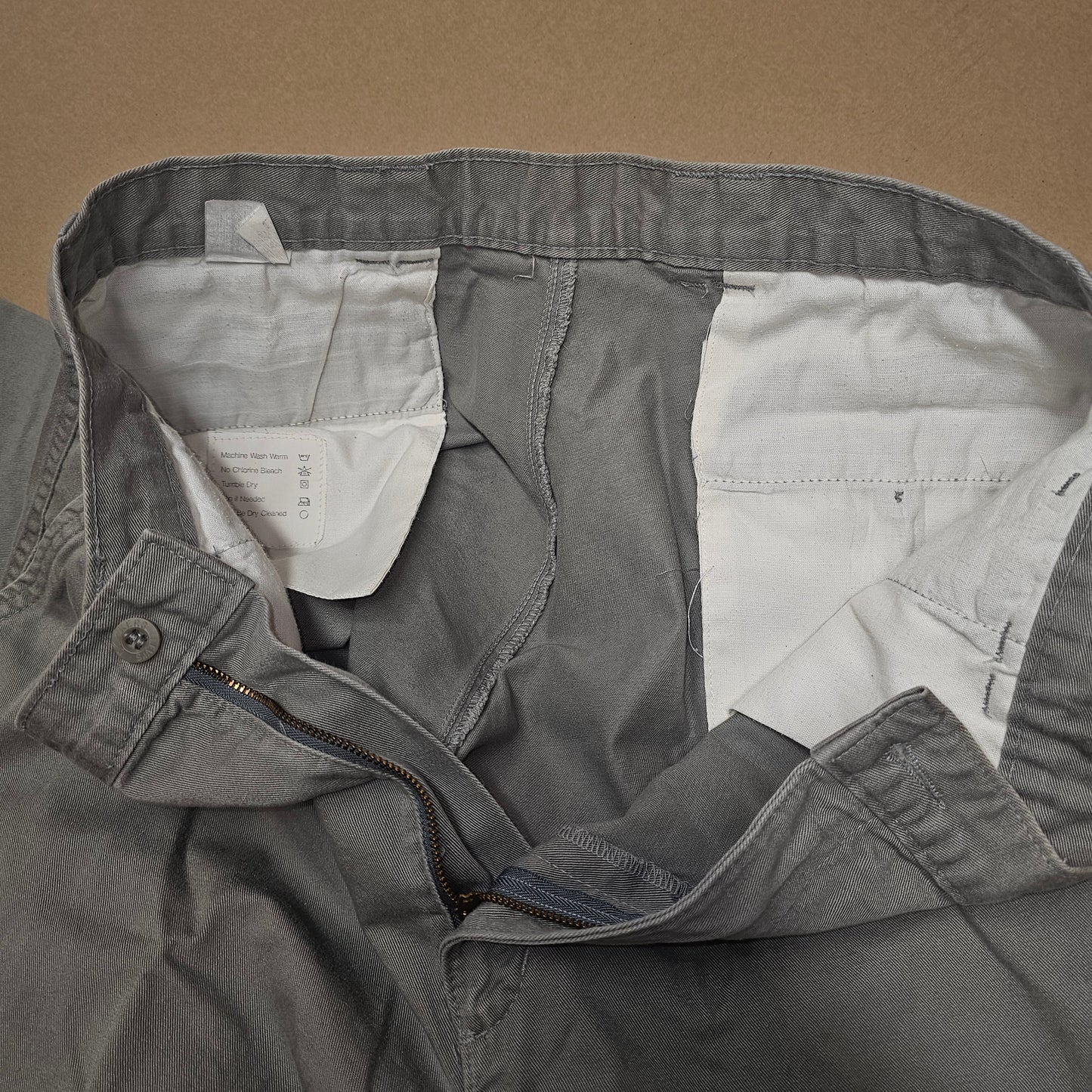 Dockers Levi Strauss Chinos Vintage Style Cropped Pants Grey Khaki Business Casual