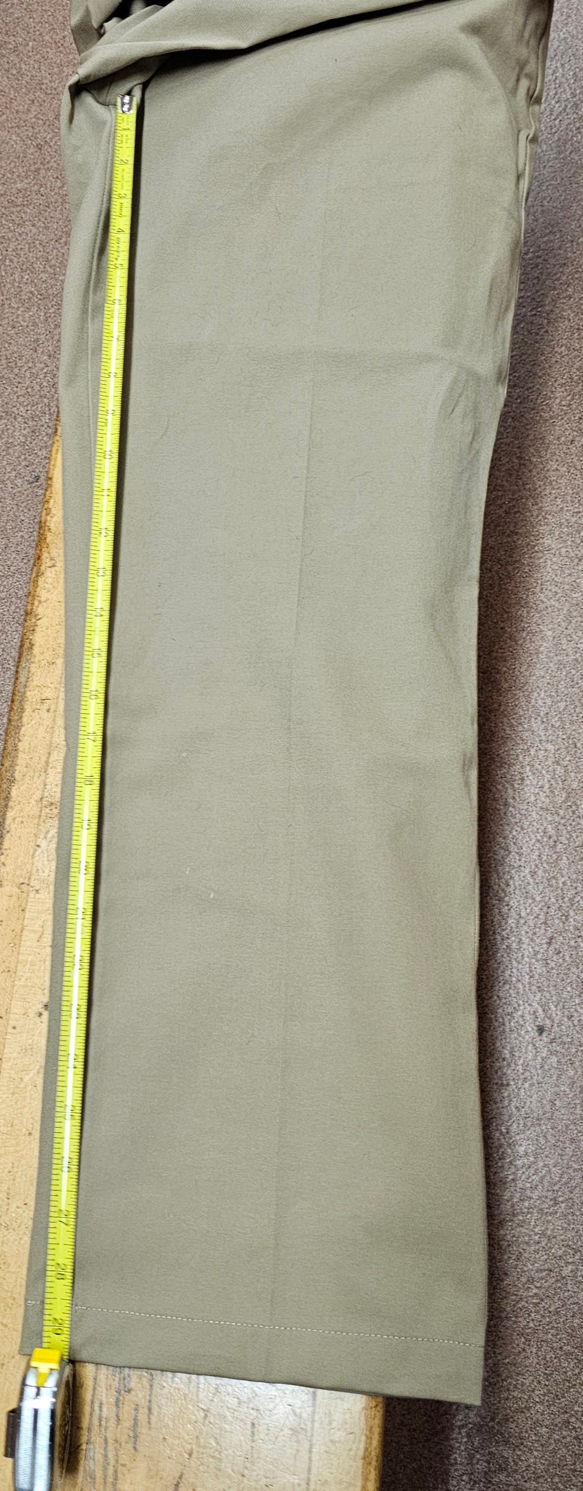 Dockers Workday Khaki Smart 360 Flex Pants Mens 40x32 Straight Leg Tan Stretch