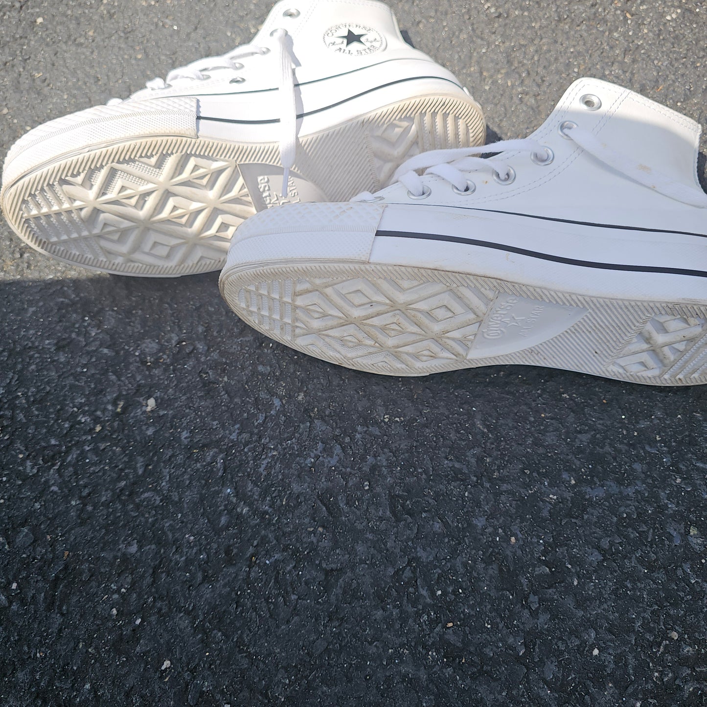 Converse Chuck Taylor All Star Lift High Platform White Leather Sneakers Women's Size 6 (561676C)