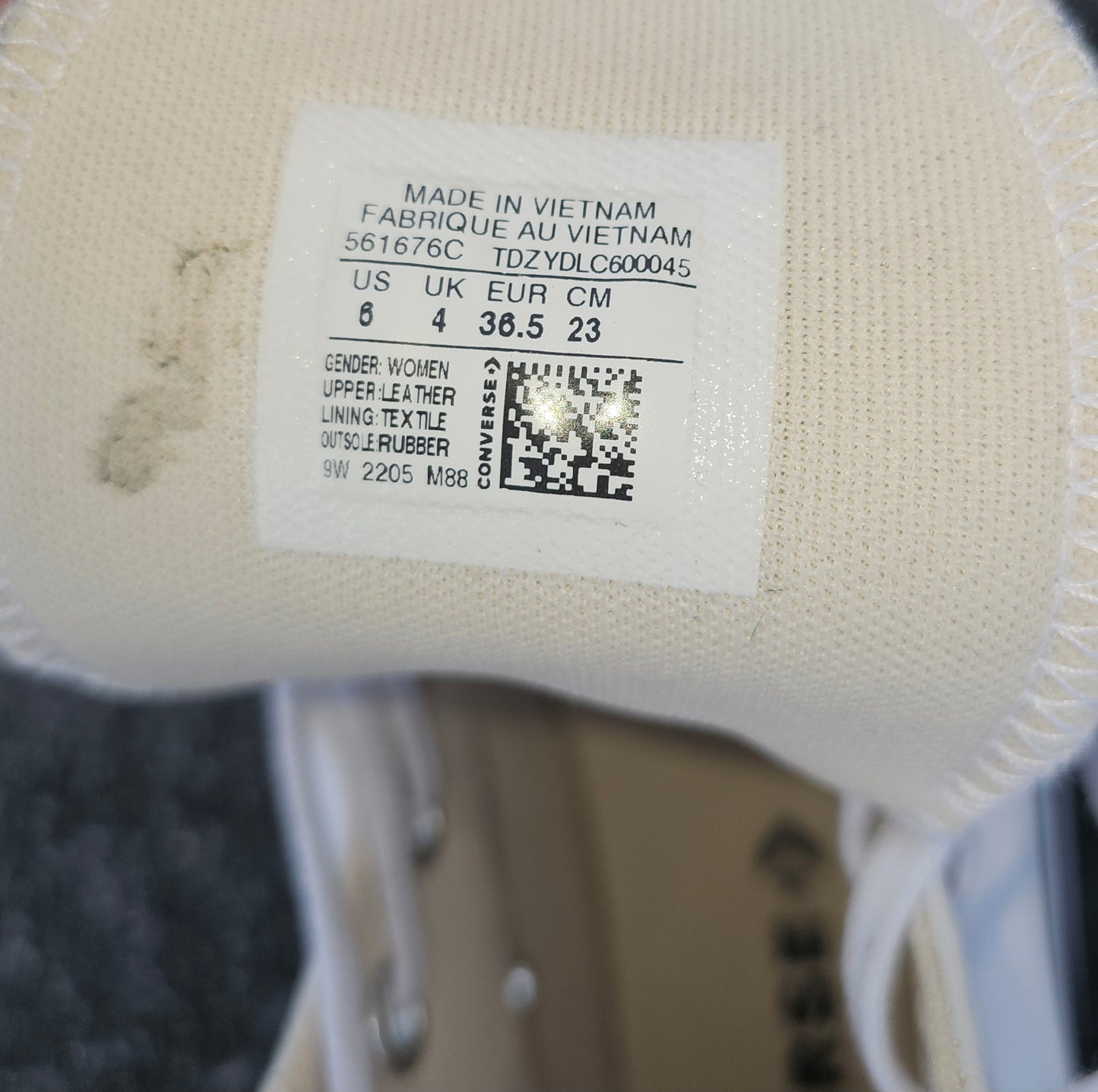 Converse Chuck Taylor All Star Lift High Platform White Leather Sneakers Women's Size 6 (561676C)