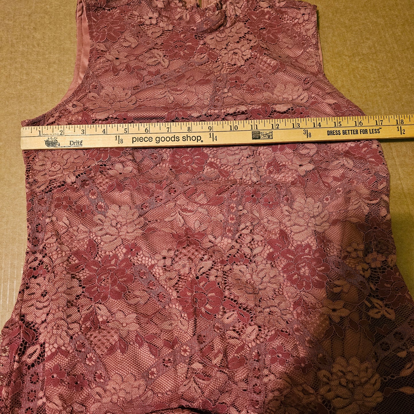 Sharagano  Artless Plum Rose Thicket Lace Overlay Sheath Dress Formal Size 8