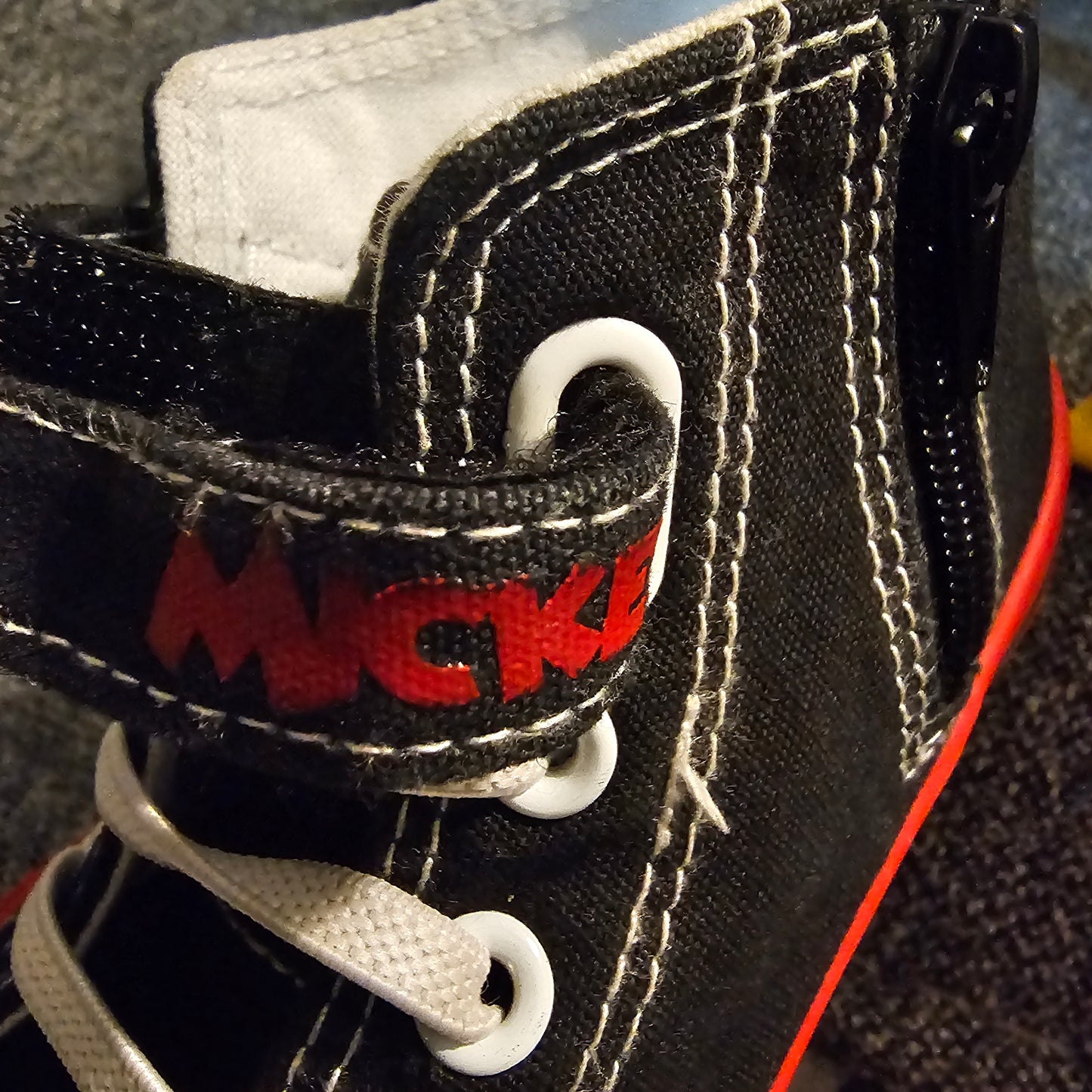 Disney Junior Mickey Mouse & Pluto Toddler High Top Sneakers