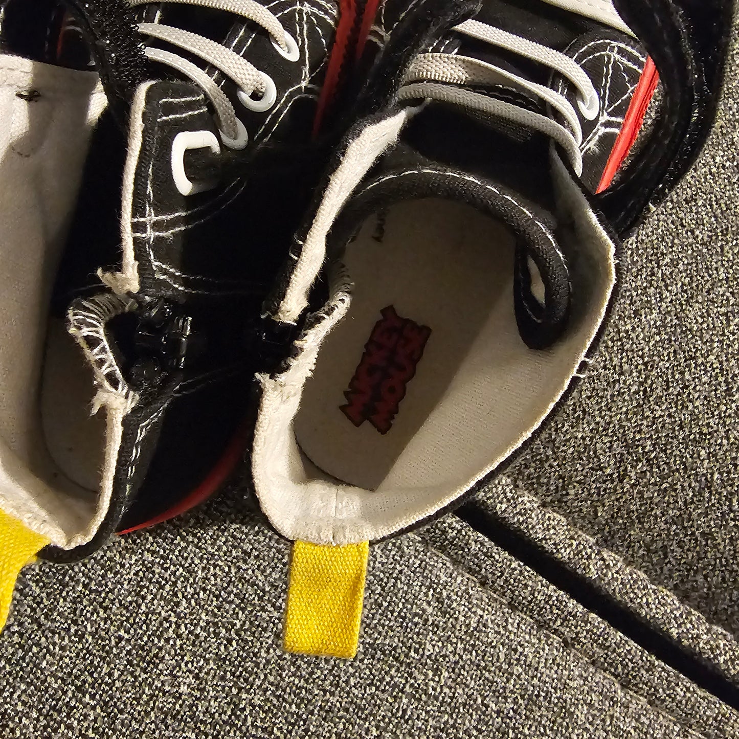Disney Junior Mickey Mouse & Pluto Toddler High Top Sneakers