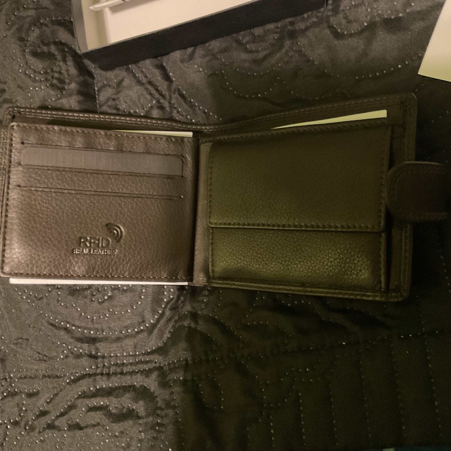 Prime Hide Washington RFID Blocking Brown Leather Wallet with coin Purse