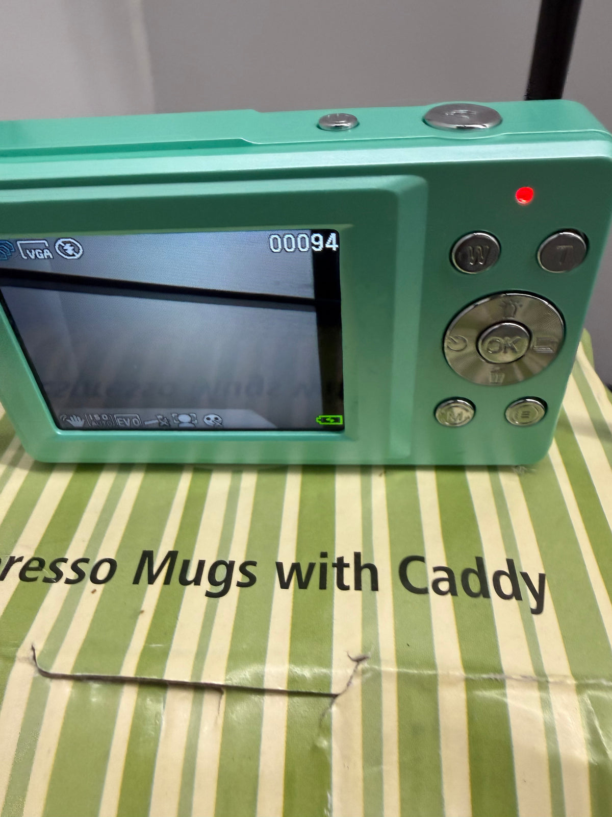 Vivitar PopSnap VEC S124 Digital Camera Mint Green 44MP 1080p Tested Working