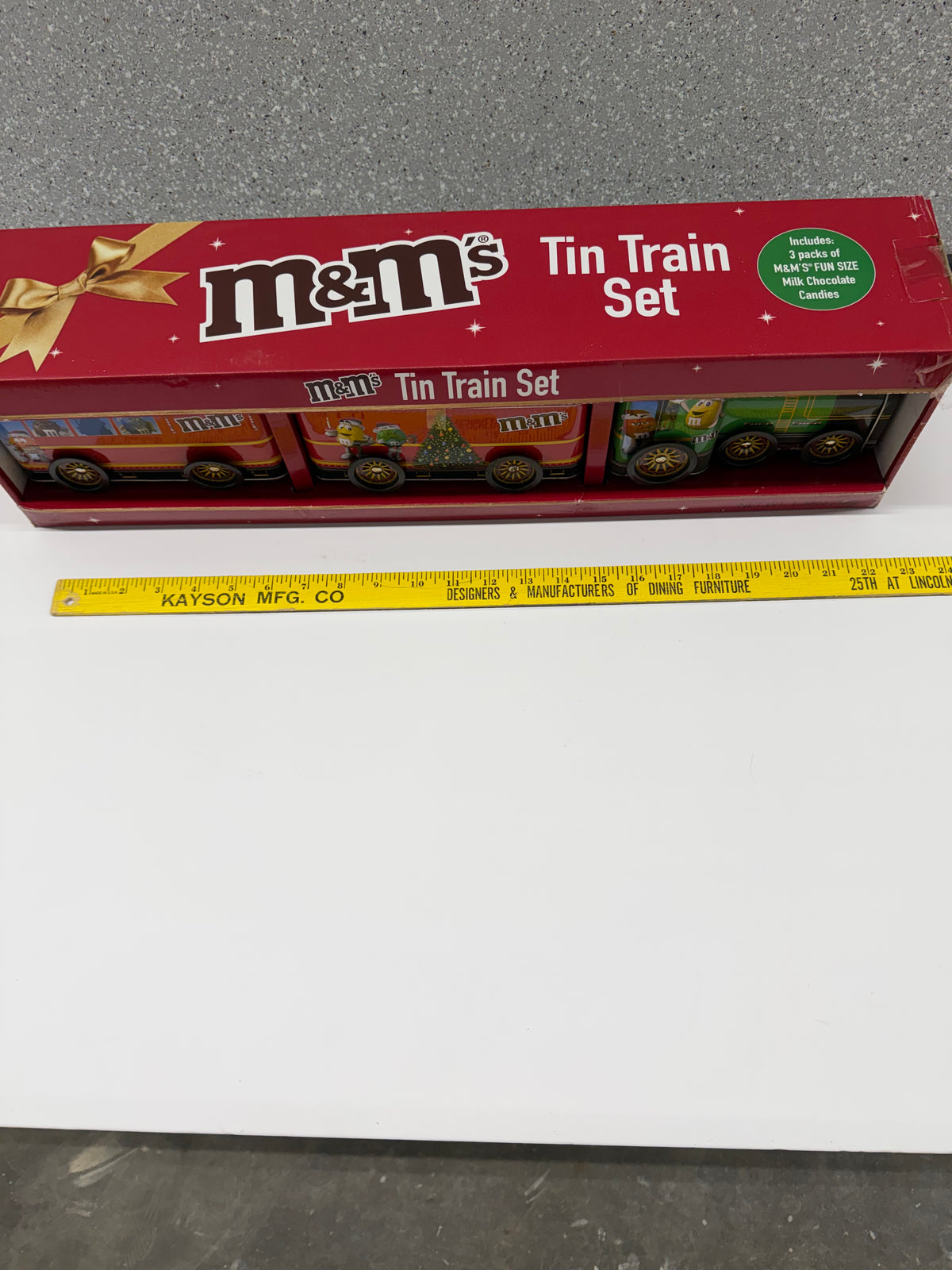 M&M's Tin Train Set Holiday Candy Collector Item - NIB (Includes 3 Fun Size Packs)