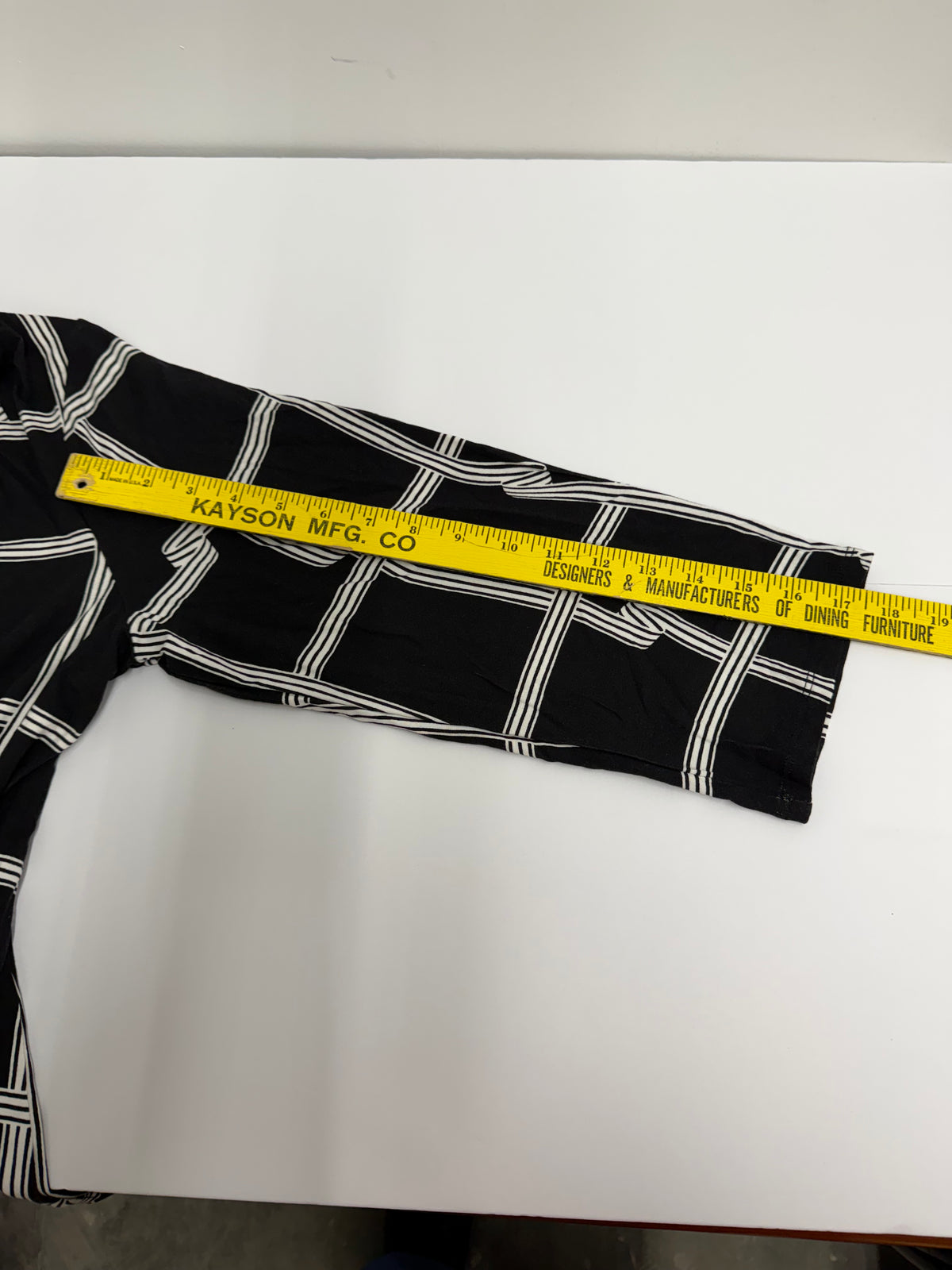 Liz Claiborne Womens XXL Black White Windowpane Top 3/4 Sleeve Rayon Stretch