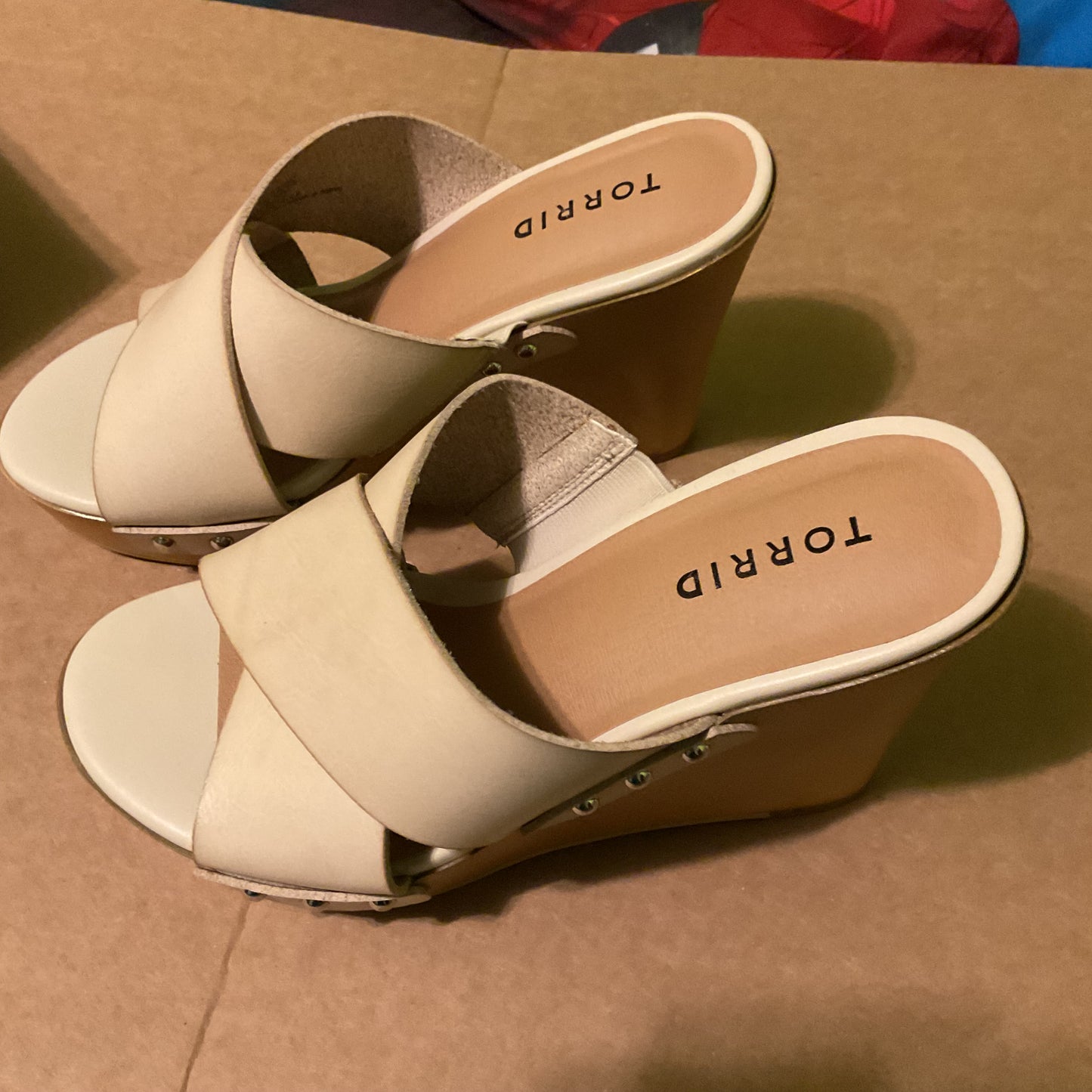 Torrid Bone PU Platform Wood Wedge Sandals – Size 6.5 (Wide Width)