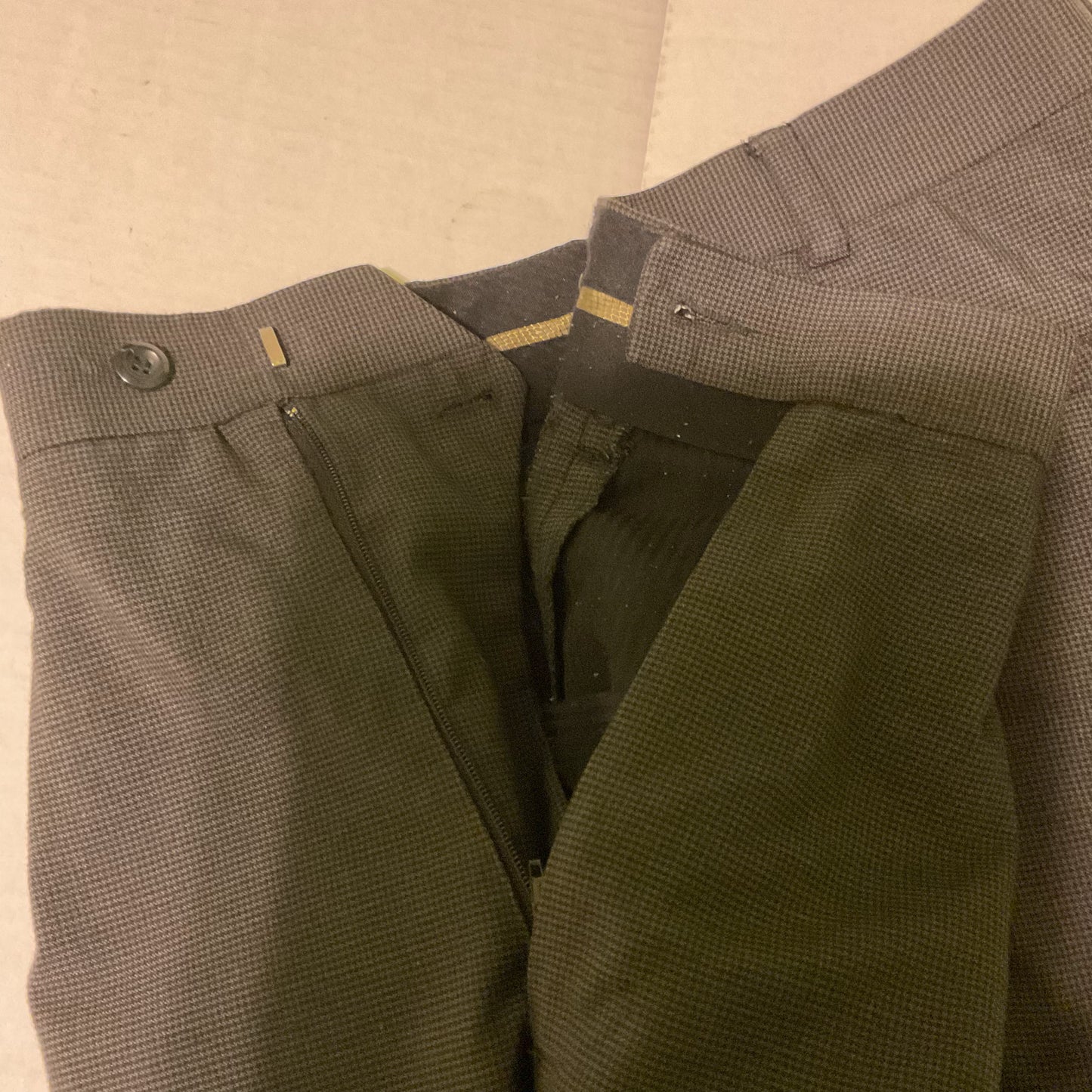 AXIST Essentials Men’s Dress Pants 33x32 Gray Micro Check Flat‎ Front Wool Blend