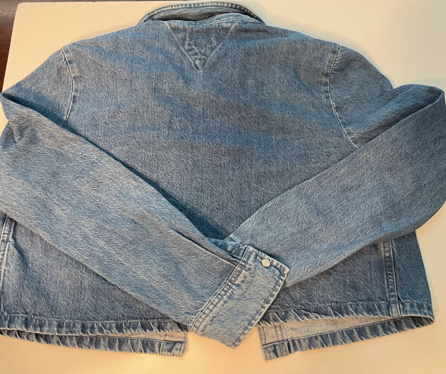 Tommy Jeans Girls’ Medium Denim Jacket Youth 10–12 Snap Button Logo Vintage Style