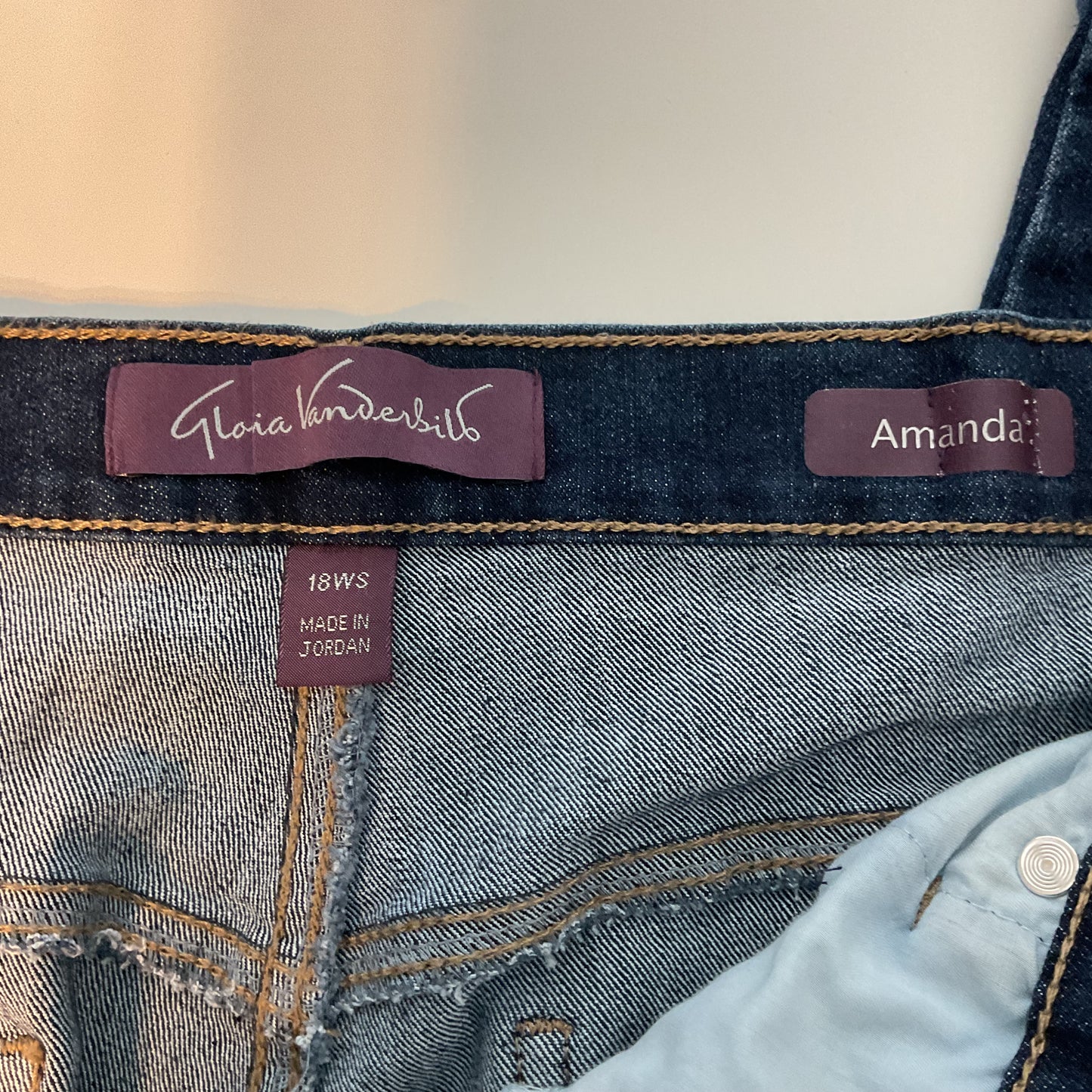 Gloria Vanderbilt Amanda Women’s Jeans - Size 18WS Short