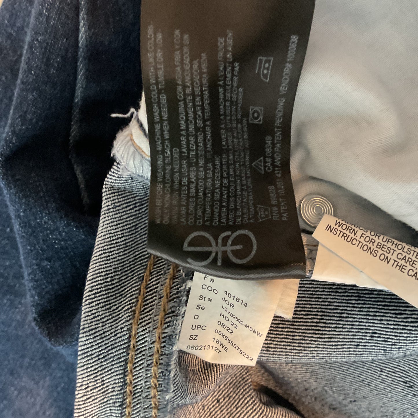 Gloria Vanderbilt Amanda Women’s Jeans - Size 18WS Short