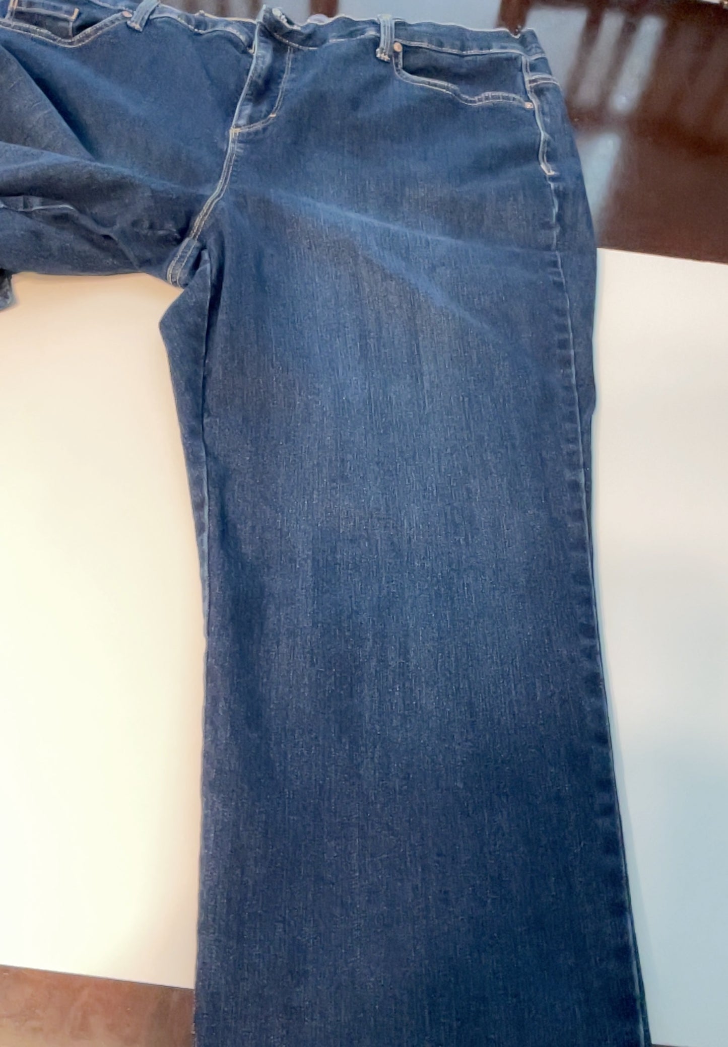 Gloria Vanderbilt Amanda Women’s Jeans - Size 18WS Short