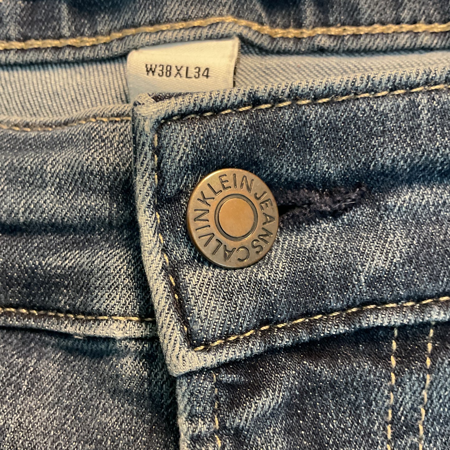 Calvin Klein Men's Slim Fit Jeans – W38 L34