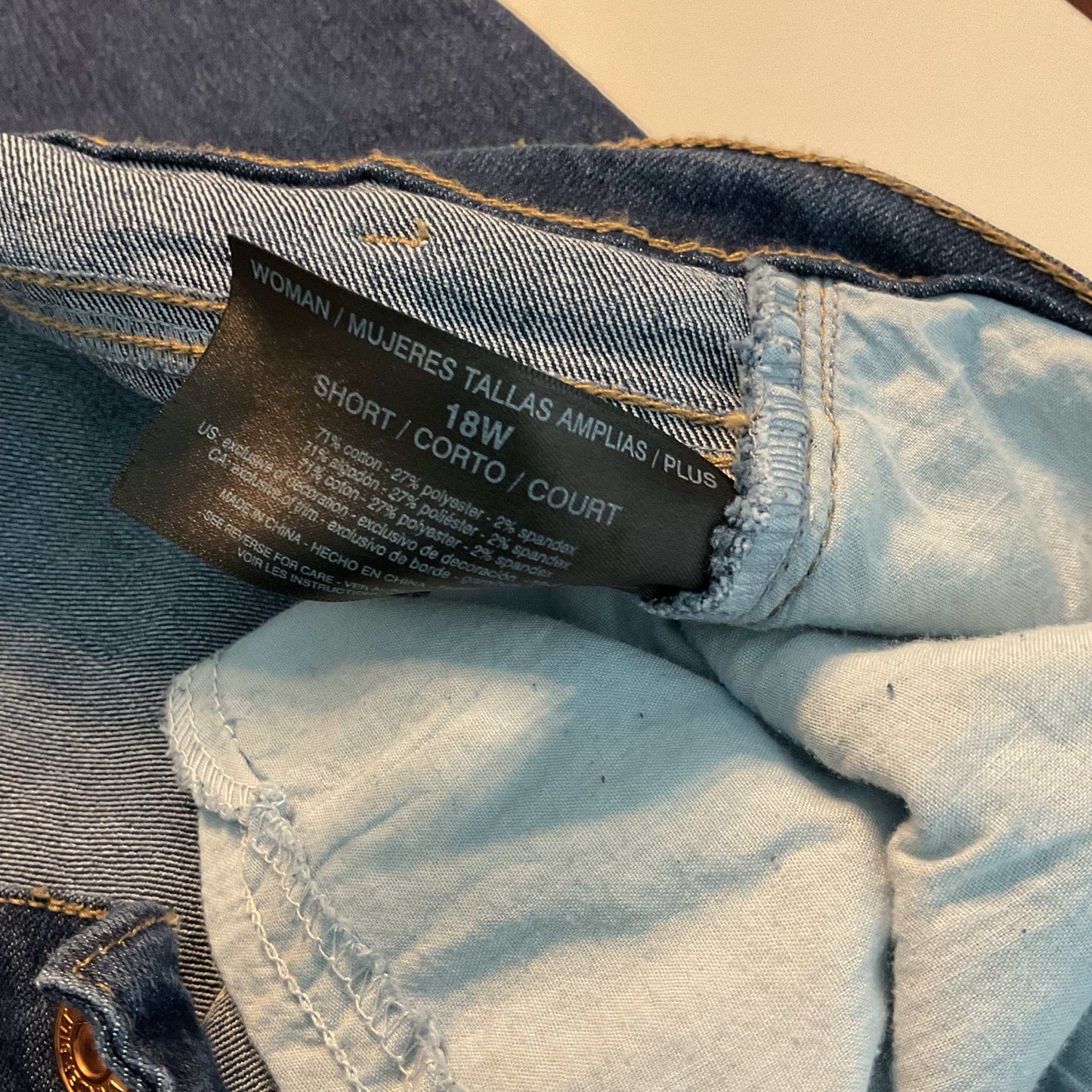 Gloria Vanderbilt Amanda Jeans Women’s 18W Short – Blue Denim