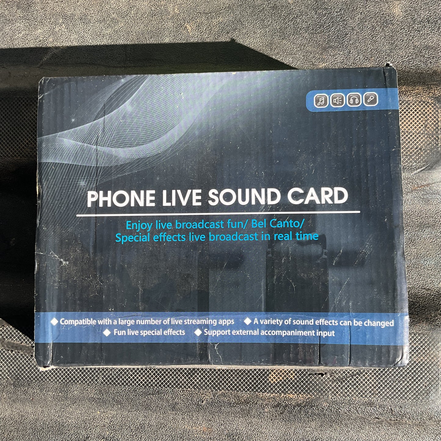 V8S Phone Live Sound Card Bluetooth Voice Changer Mixer - New