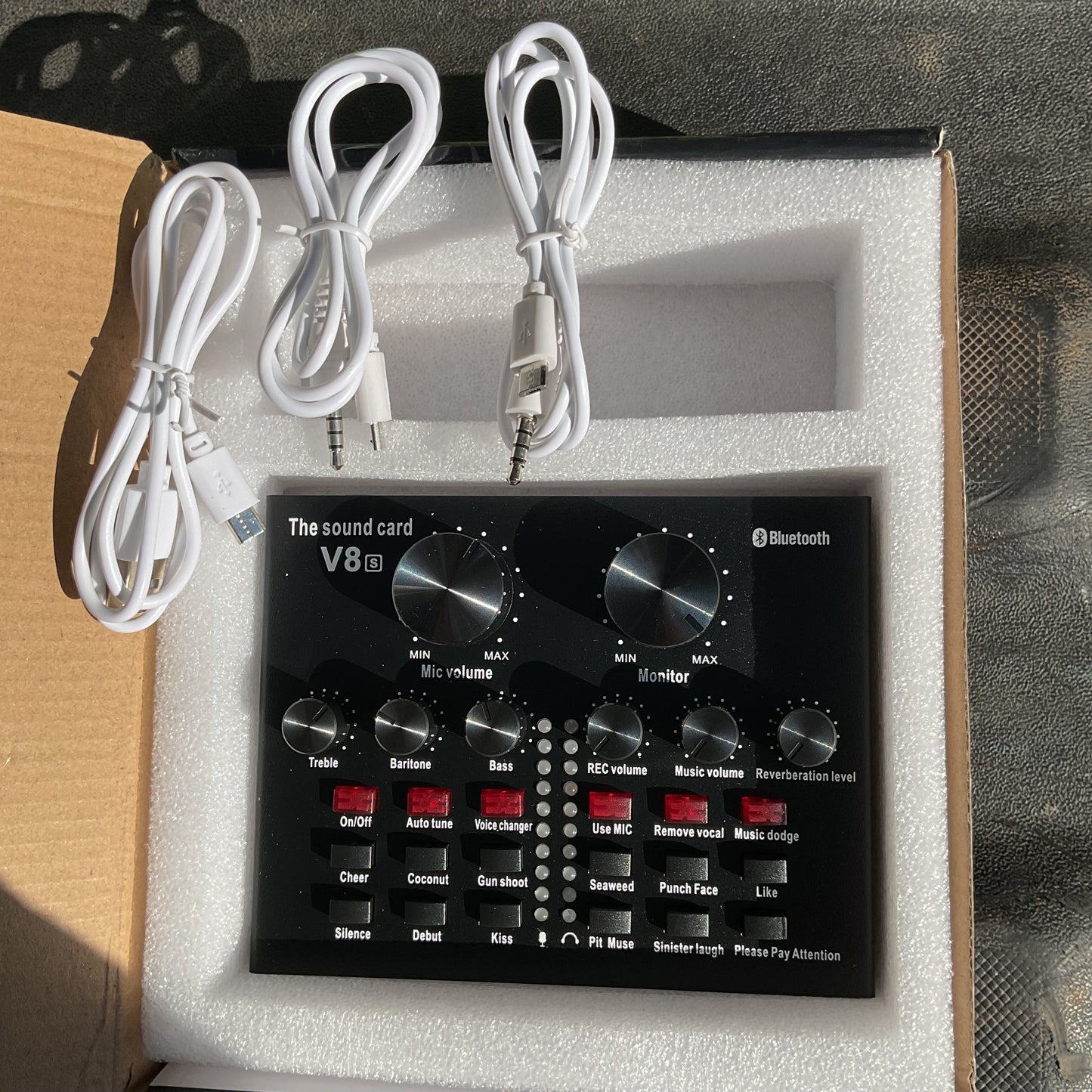 V8S Phone Live Sound Card Bluetooth Voice Changer Mixer - New