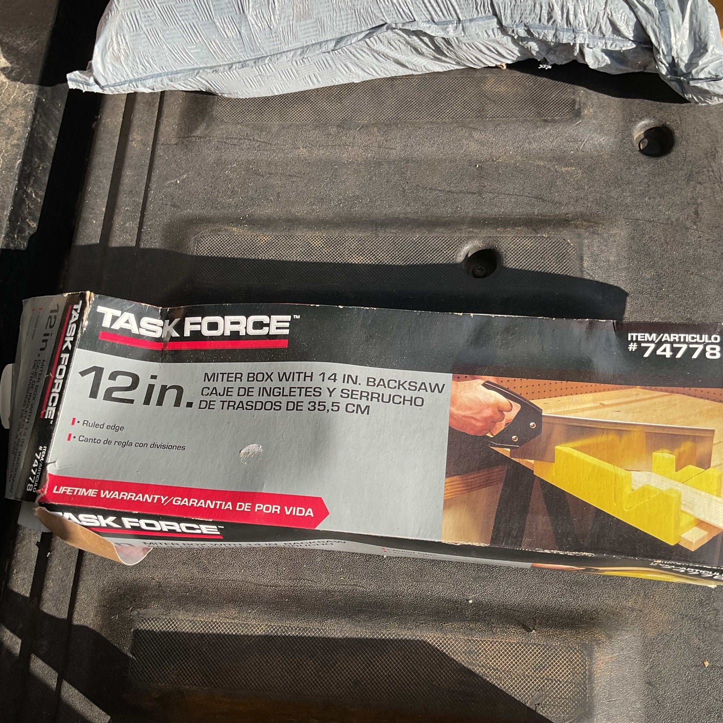 Task Force 12" Miter Box with 14" Backsaw