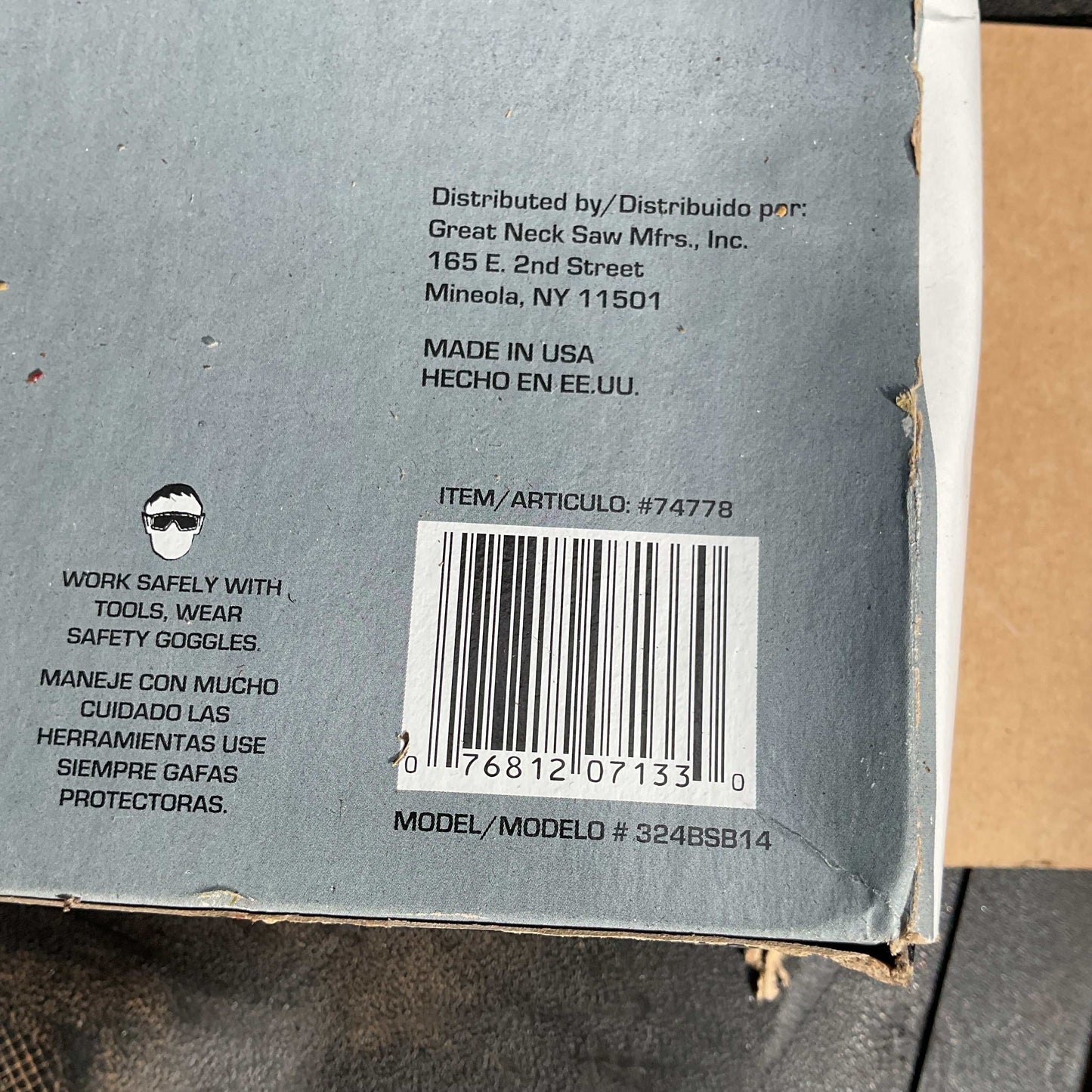 Task Force 12" Miter Box with 14" Backsaw