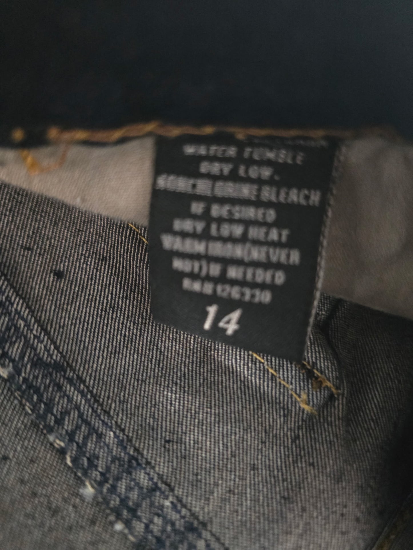 Thrill Women’s‎ Rhinestone Embellished Capri Jeans – Size 14, Dark Wash Denim(2)