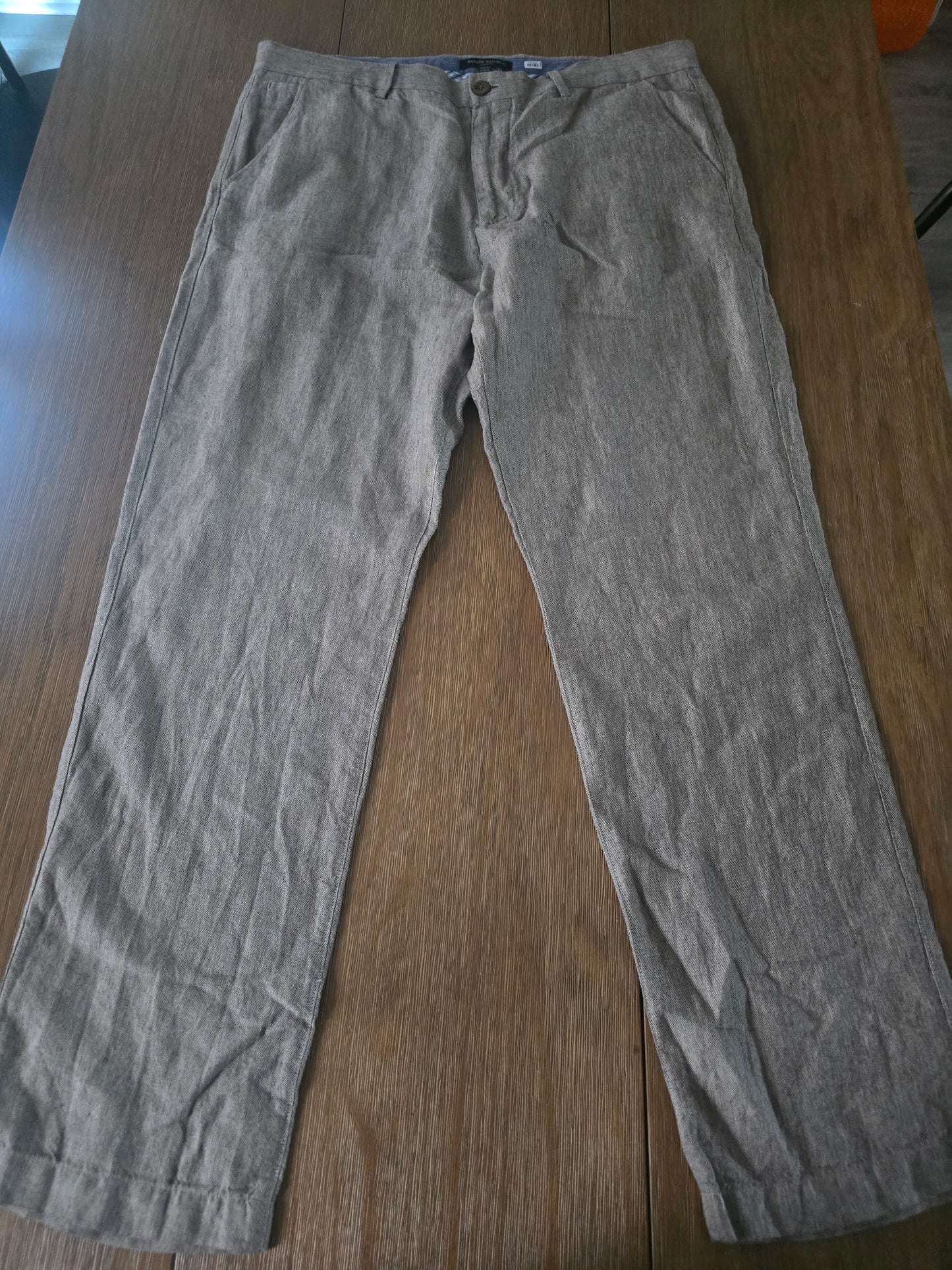 Banana Republic Aiden Fit Linen-Cotton Dress Pants – Khaki Beige (36x32)