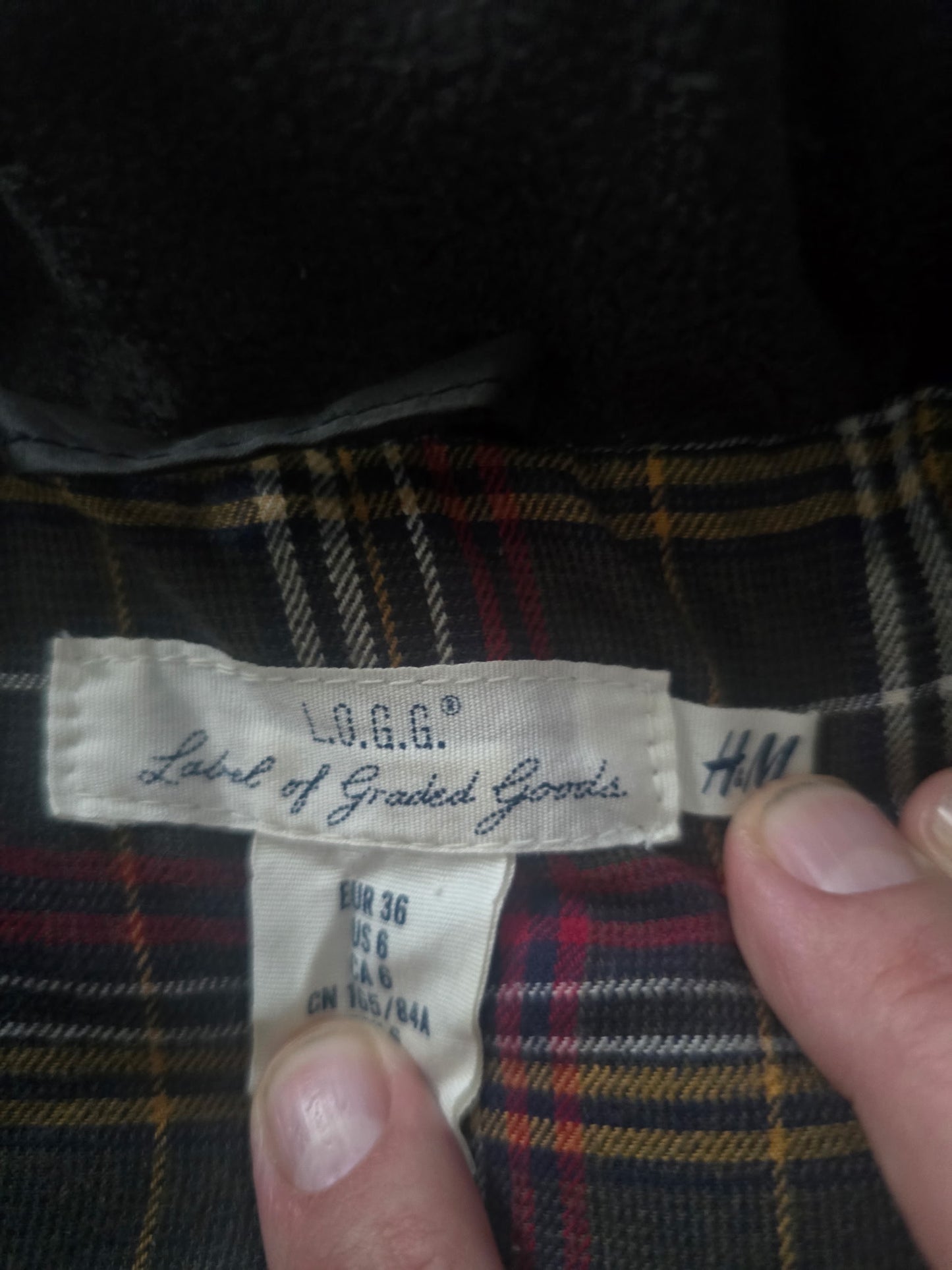 H&M L.O.G.G. Quilted Puffer Vest Black Brown Plaid Lined Women’s Size 6