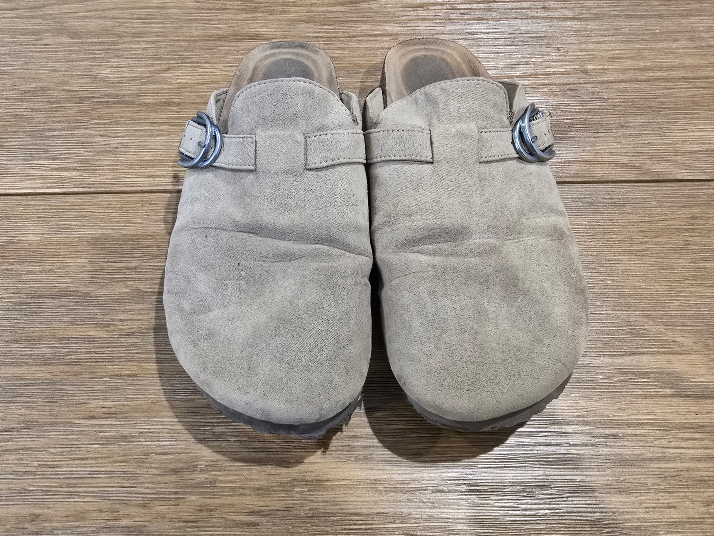 NoBo Women’s Mules – Size 9.5 (Pre‑Owned)