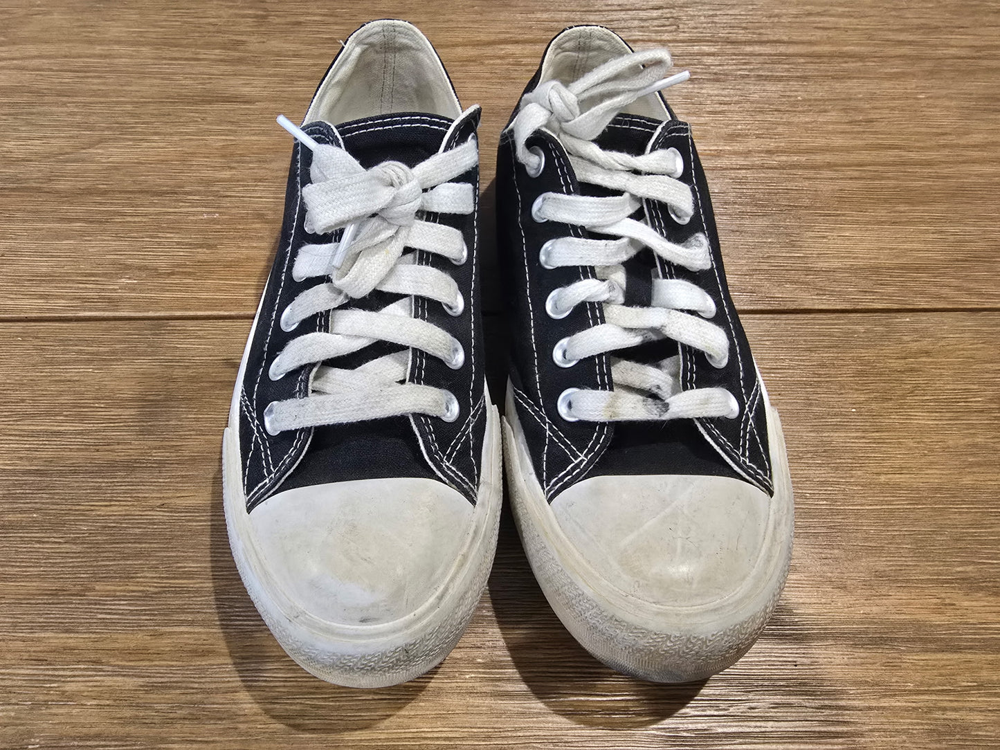 No Boundaries Women’s Black Canvas Sneakers Size 9.5 | Casual Lace‑Up Shoes